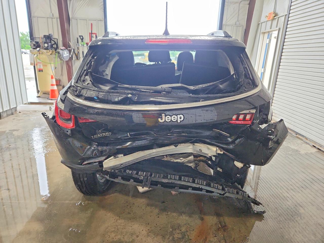 2019 Jeep Compass Latitude Black vin: 3C4NJCBB8KT855604