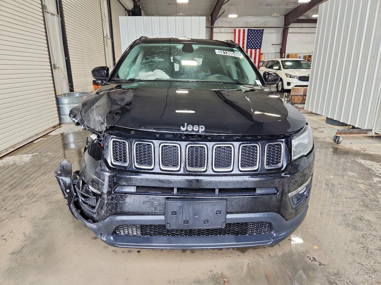 2019 Jeep Compass Latitude Black vin: 3C4NJCBB8KT855604