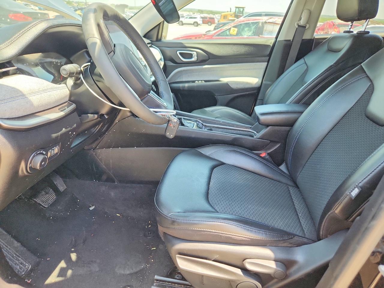 2022 Jeep Compass Latitude Black vin: 3C4NJCBB8NT103518