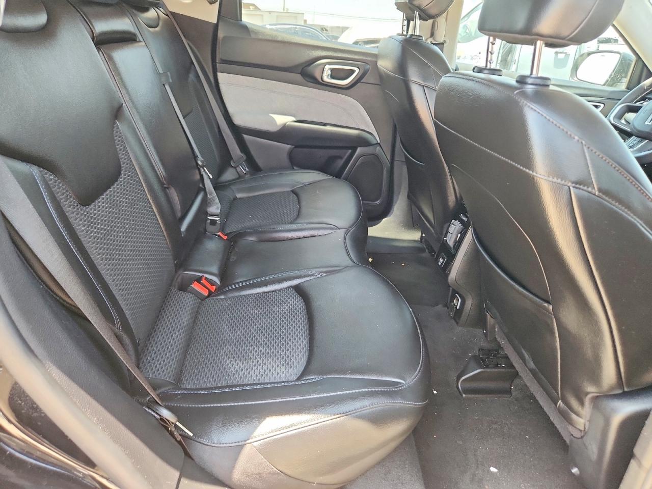 2022 Jeep Compass Latitude Black vin: 3C4NJCBB8NT103518