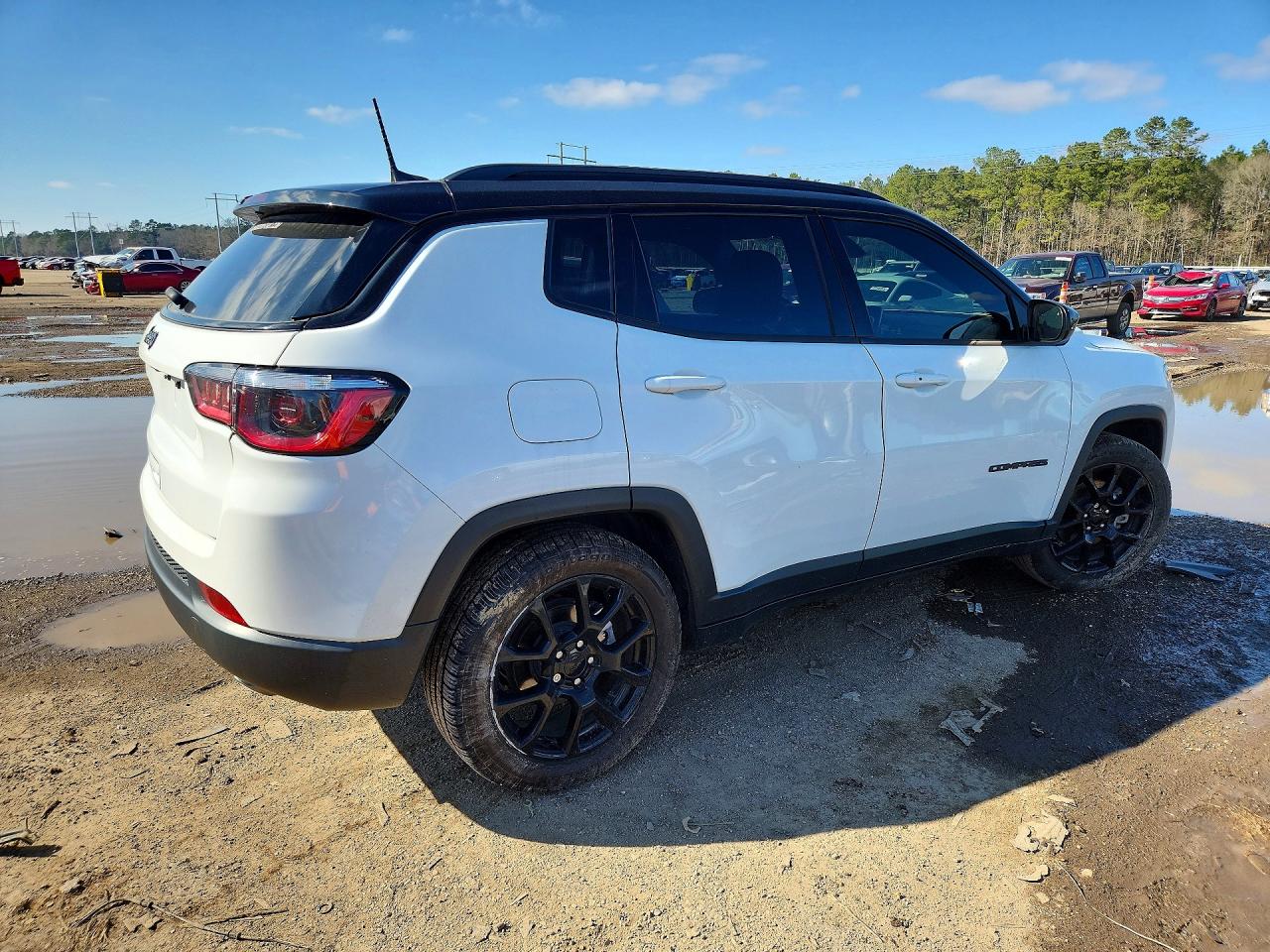 2022 Jeep Compass Latitude White vin: 3C4NJCBB8NT179854