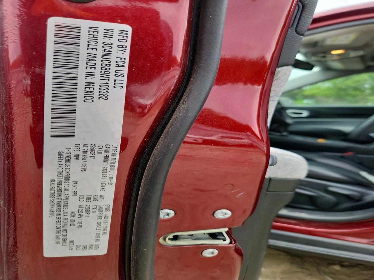 2022 Jeep Compass Latitude Maroon vin: 3C4NJCBB9NT103382
