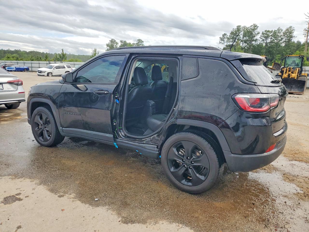 2019 Jeep Compass Latitude Черный vin: 3C4NJCBBXKT663777