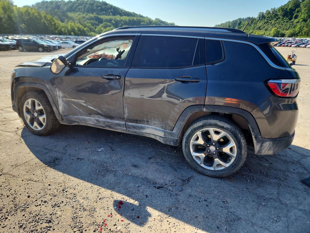 2018 Jeep Compass Limited Charcoal vin: 3C4NJCCB0JT358642