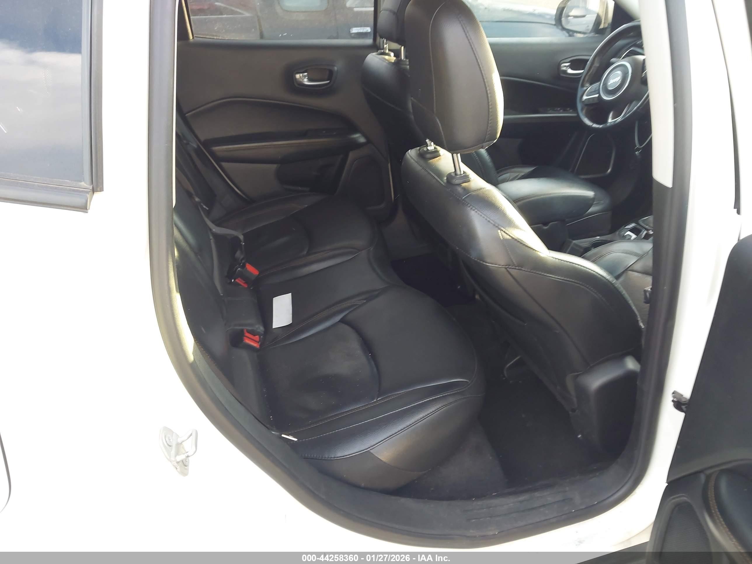 2019 Jeep Compass Limited Fwd White vin: 3C4NJCCB0KT663141