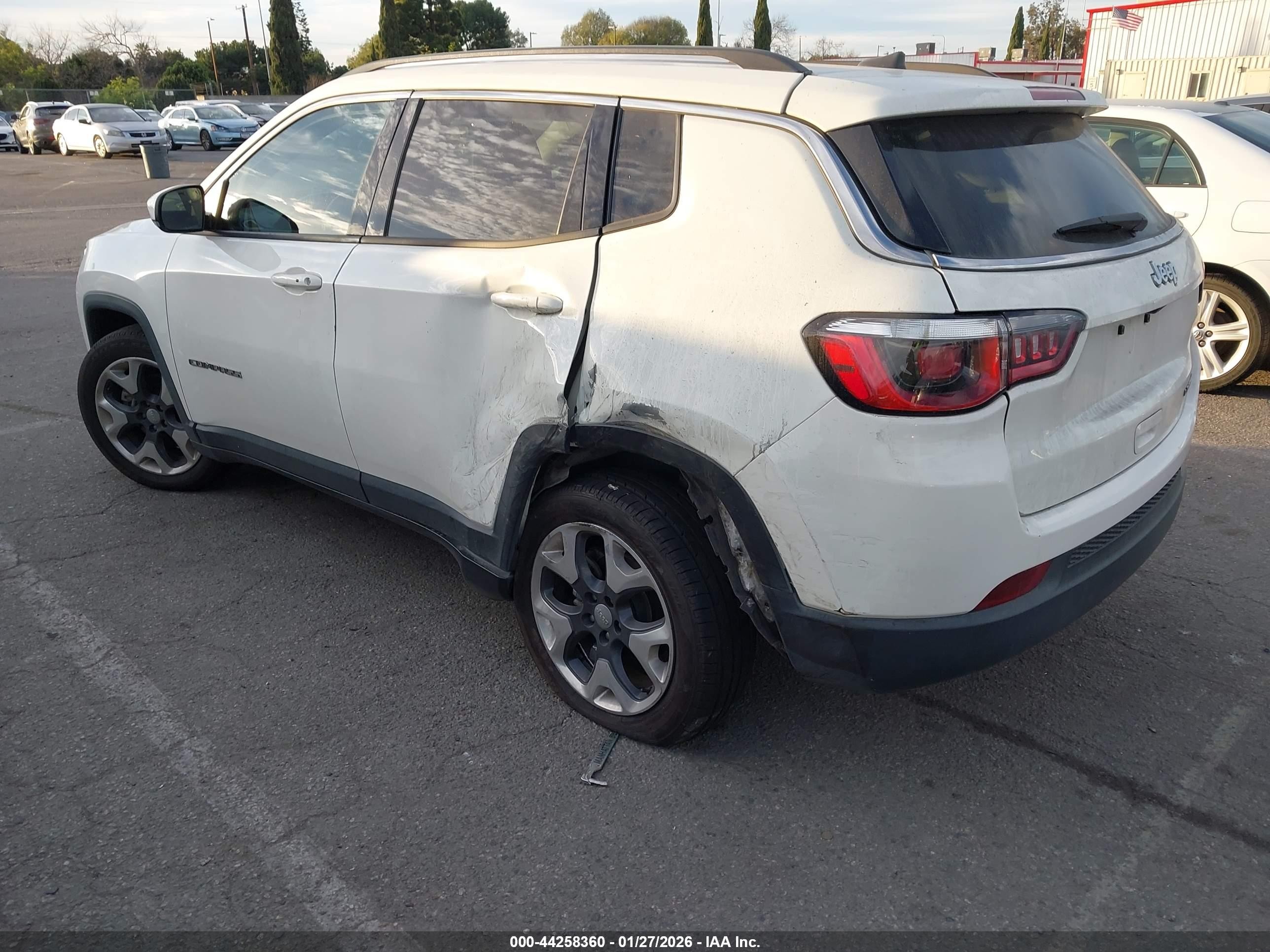 2019 Jeep Compass Limited Fwd White vin: 3C4NJCCB0KT663141