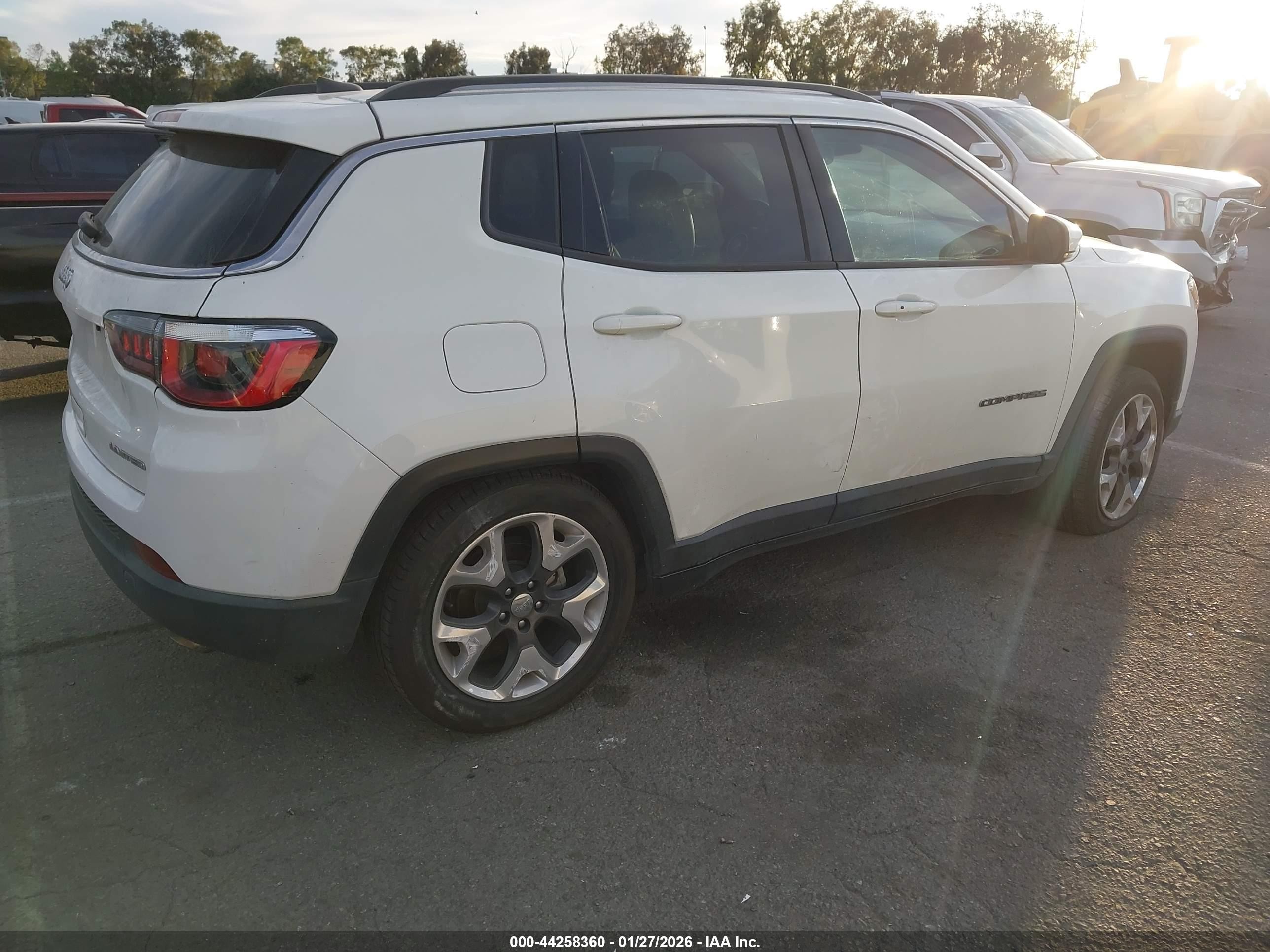 2019 Jeep Compass Limited Fwd White vin: 3C4NJCCB0KT663141