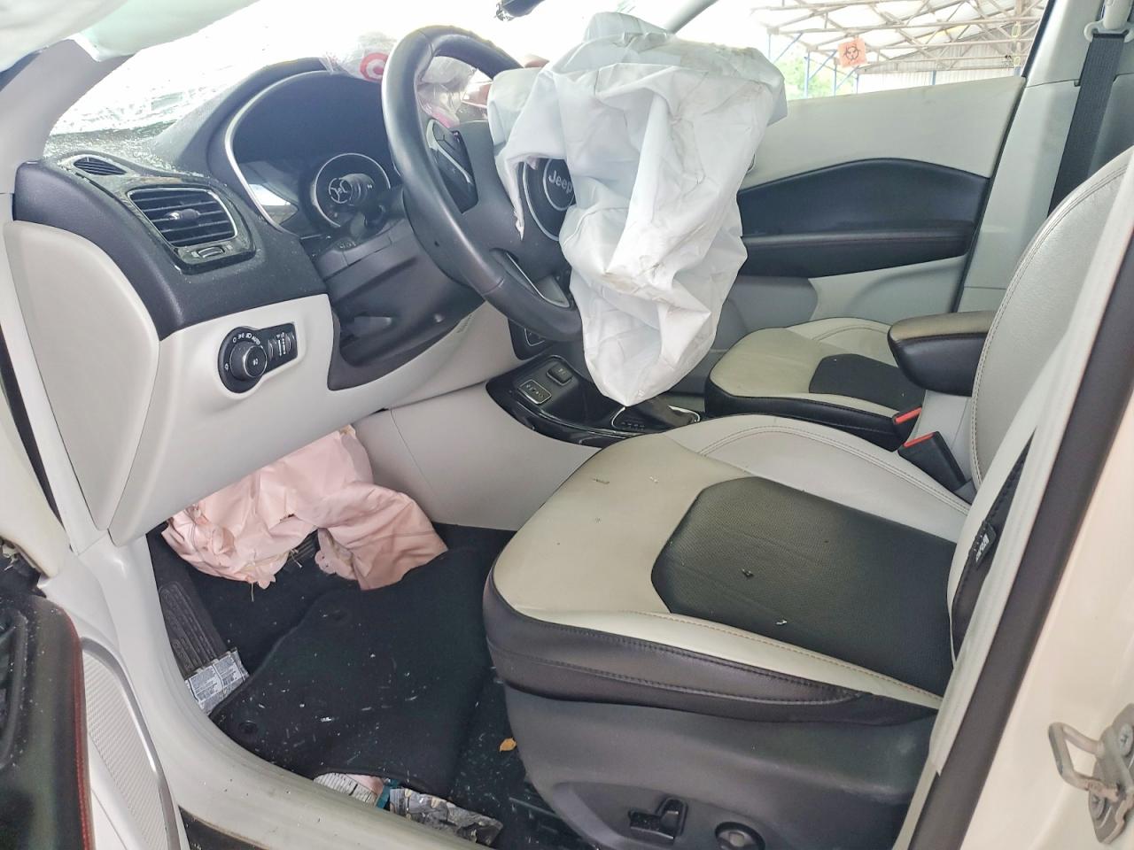 2020 Jeep Compass Limited White vin: 3C4NJCCB0LT125721