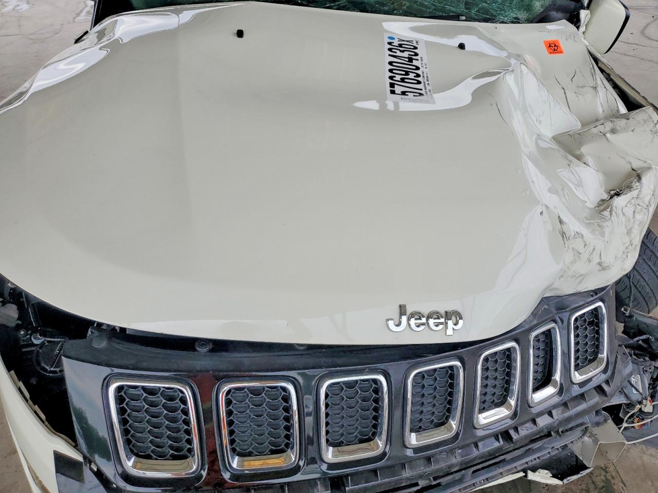 2020 Jeep Compass Limited White vin: 3C4NJCCB0LT125721