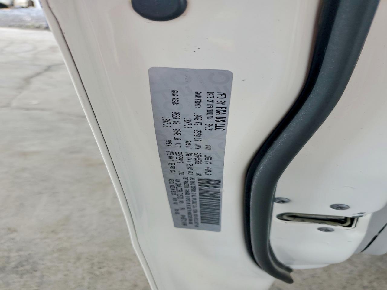 2020 Jeep Compass Limited White vin: 3C4NJCCB0LT125721