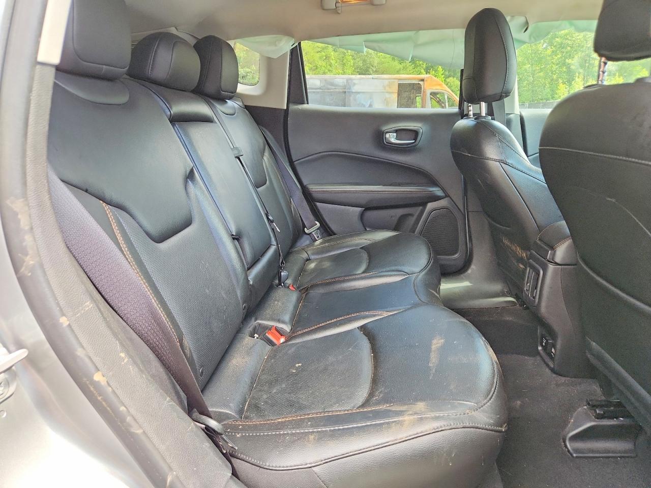 2020 Jeep Compass Limited Gray vin: 3C4NJCCB0LT198569
