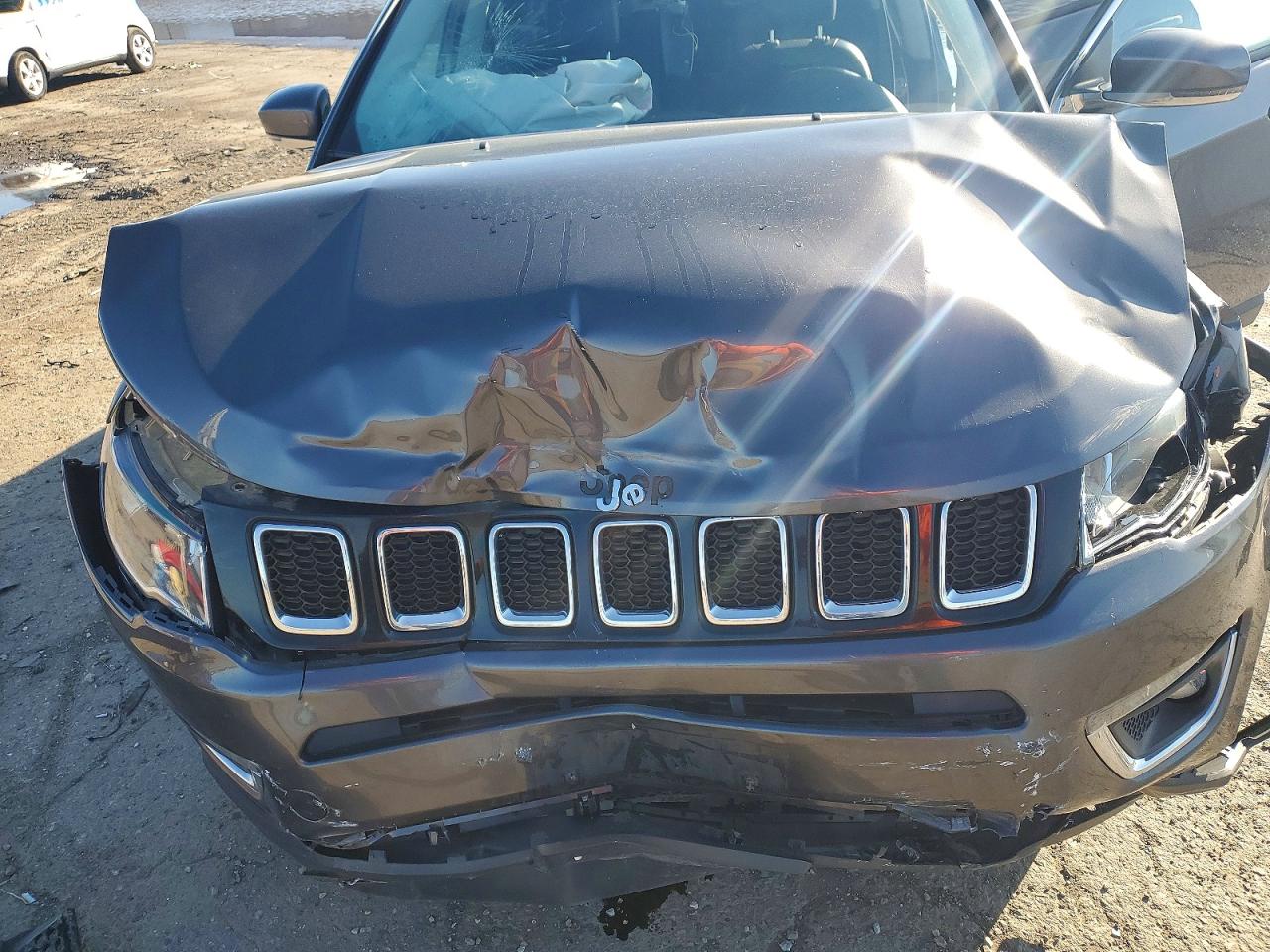 2019 Jeep Compass Limited Серый vin: 3C4NJCCB1KT802144