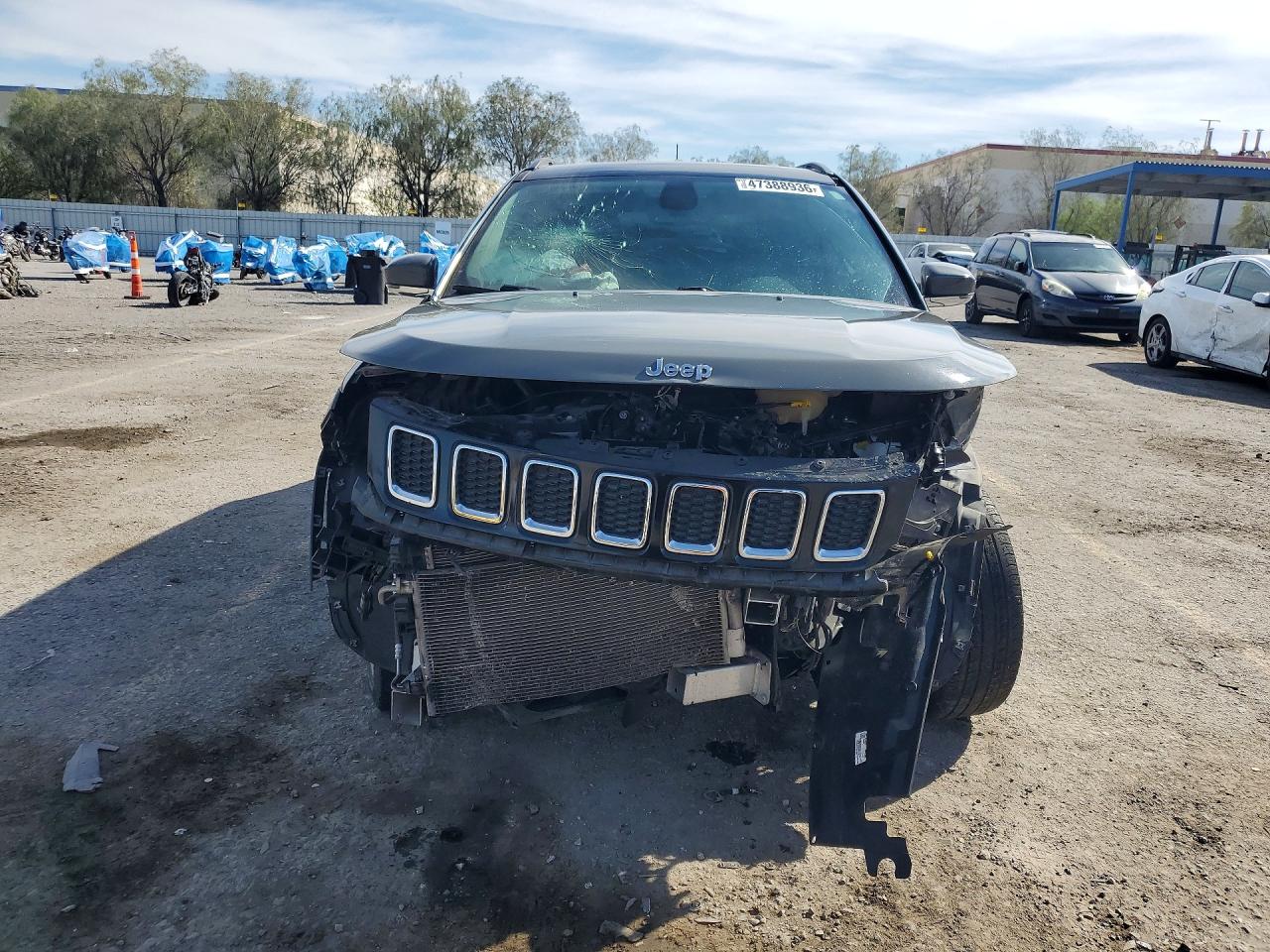 2019 Jeep Compass Limited Gray vin: 3C4NJCCB2KT725879