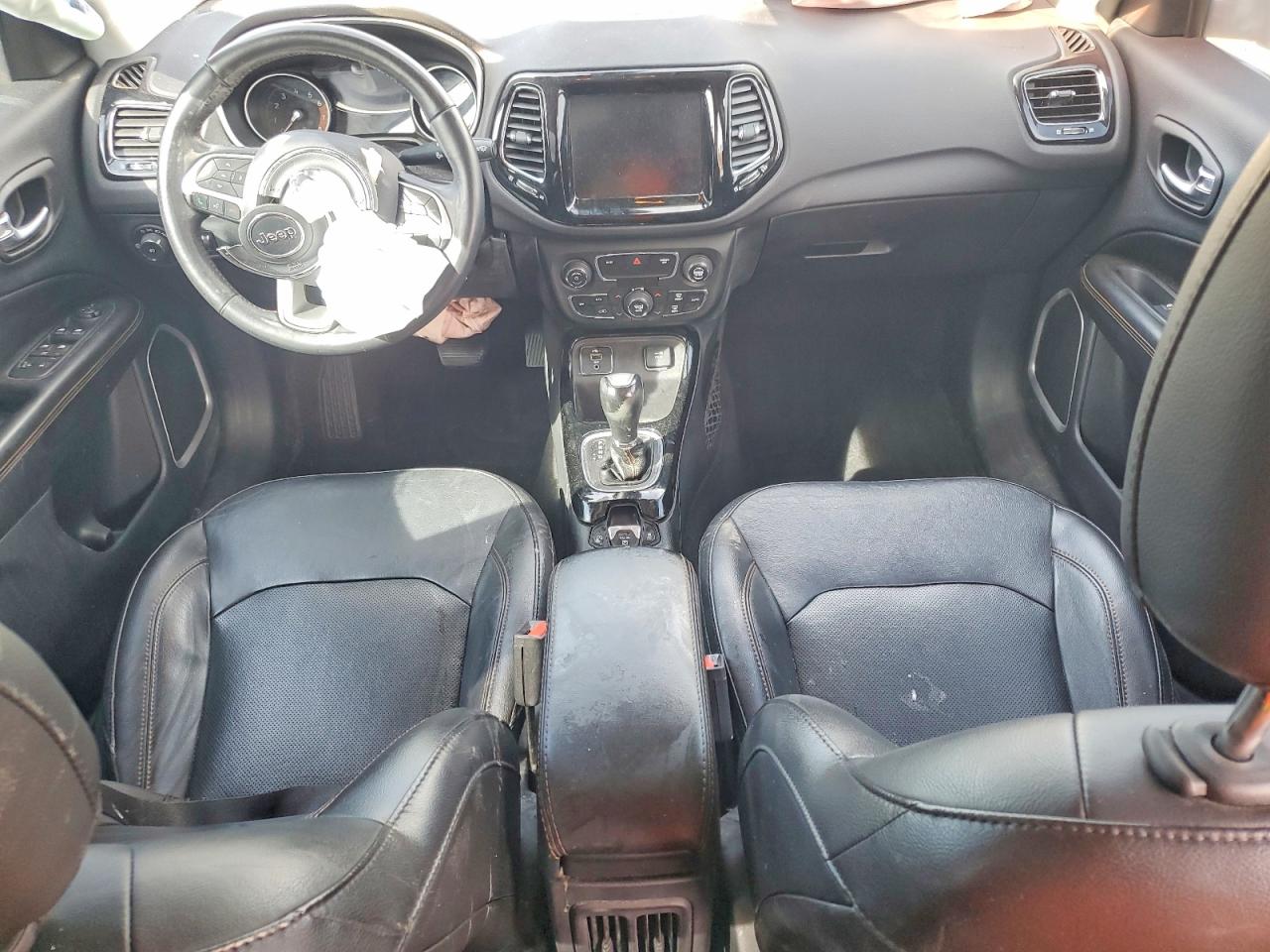 2019 Jeep Compass Limited Gray vin: 3C4NJCCB2KT725879