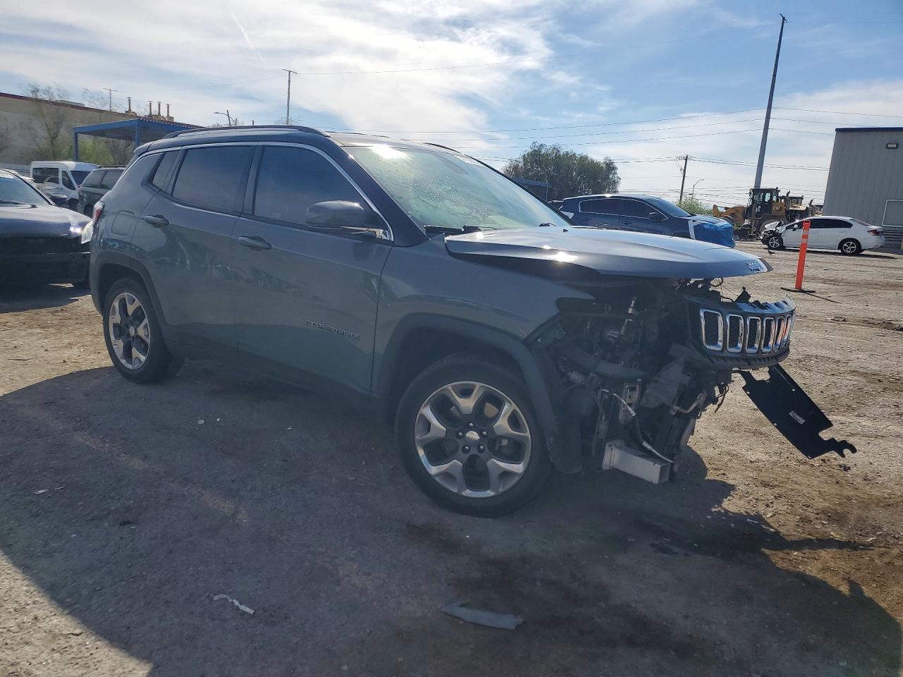 2019 Jeep Compass Limited Gray vin: 3C4NJCCB2KT725879