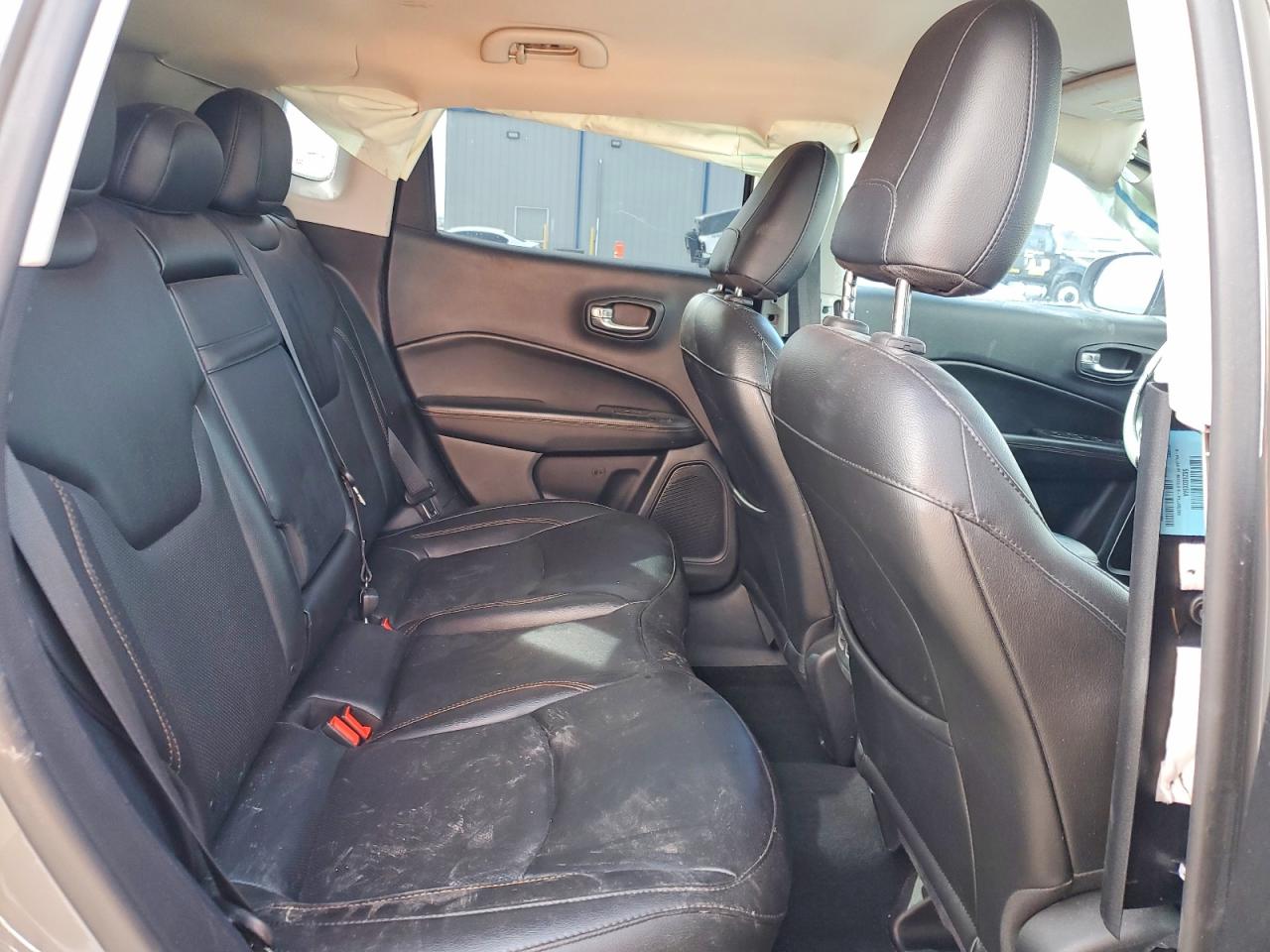 2019 Jeep Compass Limited Gray vin: 3C4NJCCB2KT725879
