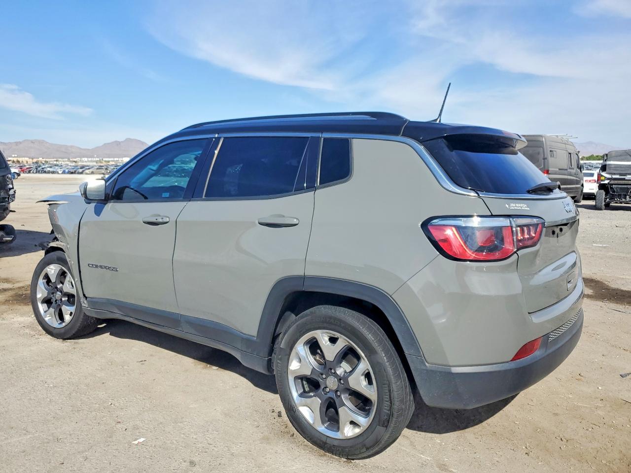 2019 Jeep Compass Limited Gray vin: 3C4NJCCB2KT725879