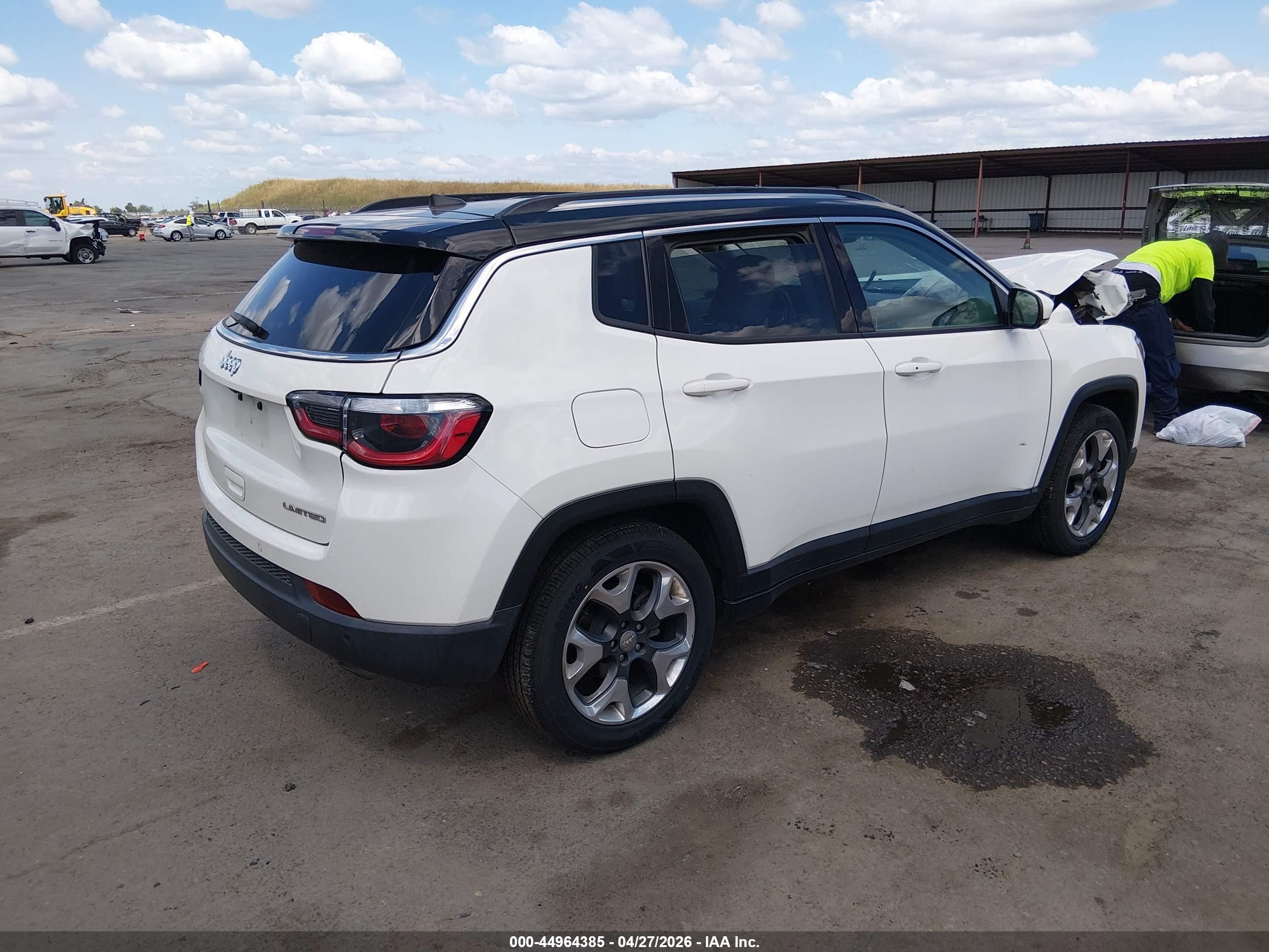 2018 Jeep Compass Limited Fwd White vin: 3C4NJCCB4JT405767