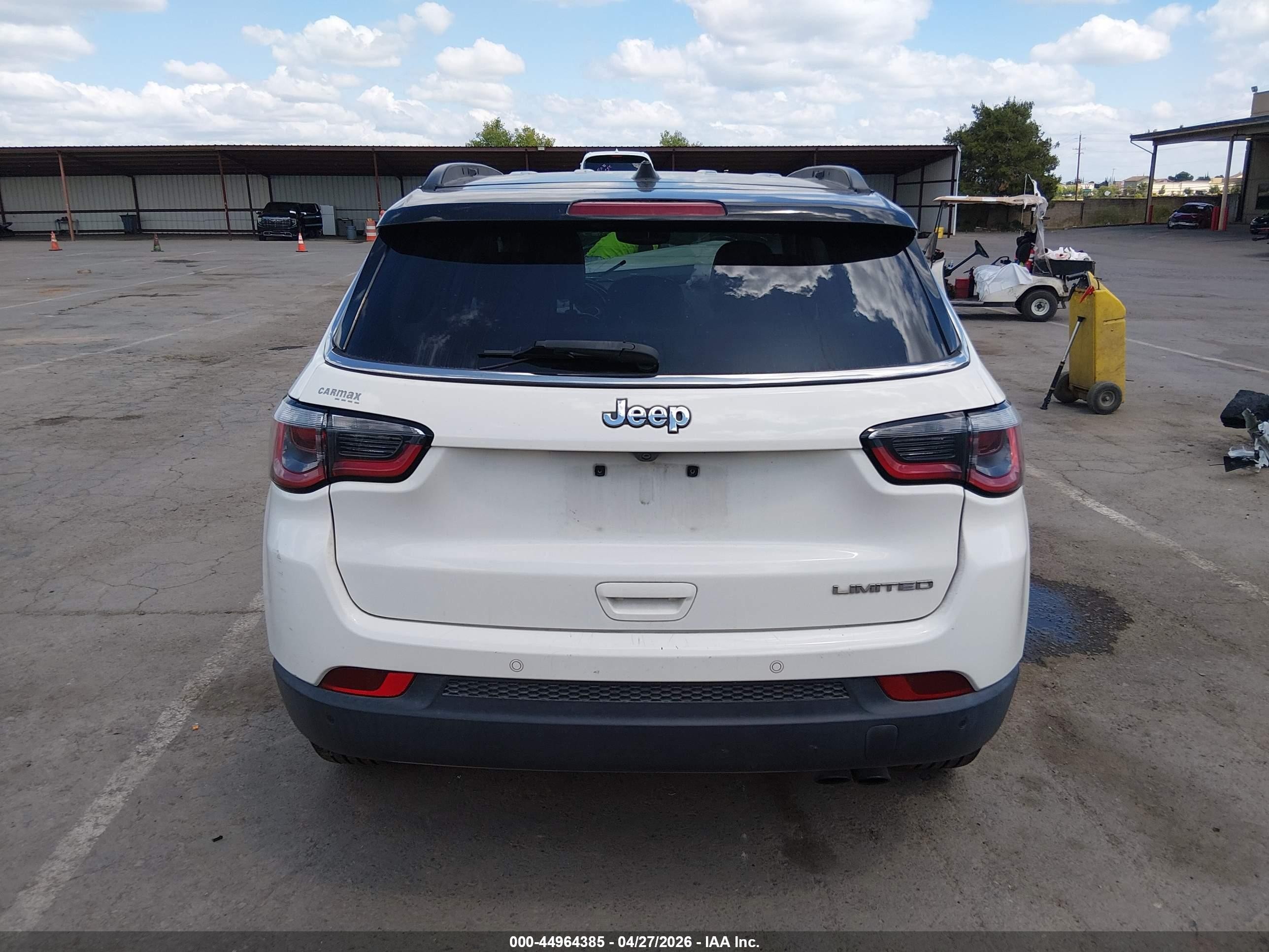 2018 Jeep Compass Limited Fwd White vin: 3C4NJCCB4JT405767