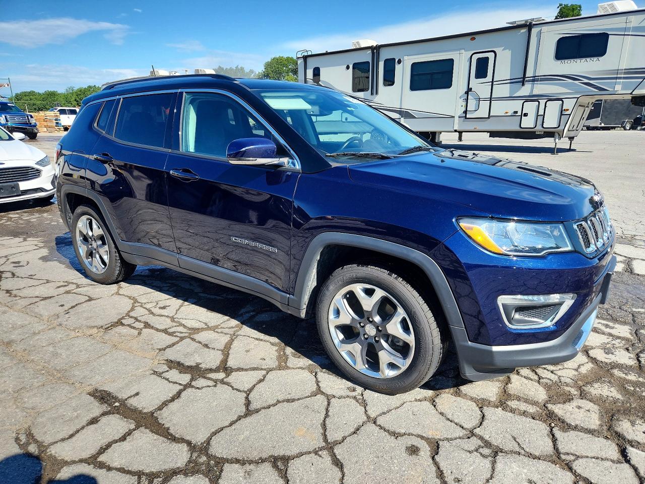 2019 Jeep Compass Limited Синий vin: 3C4NJCCBXKT748925