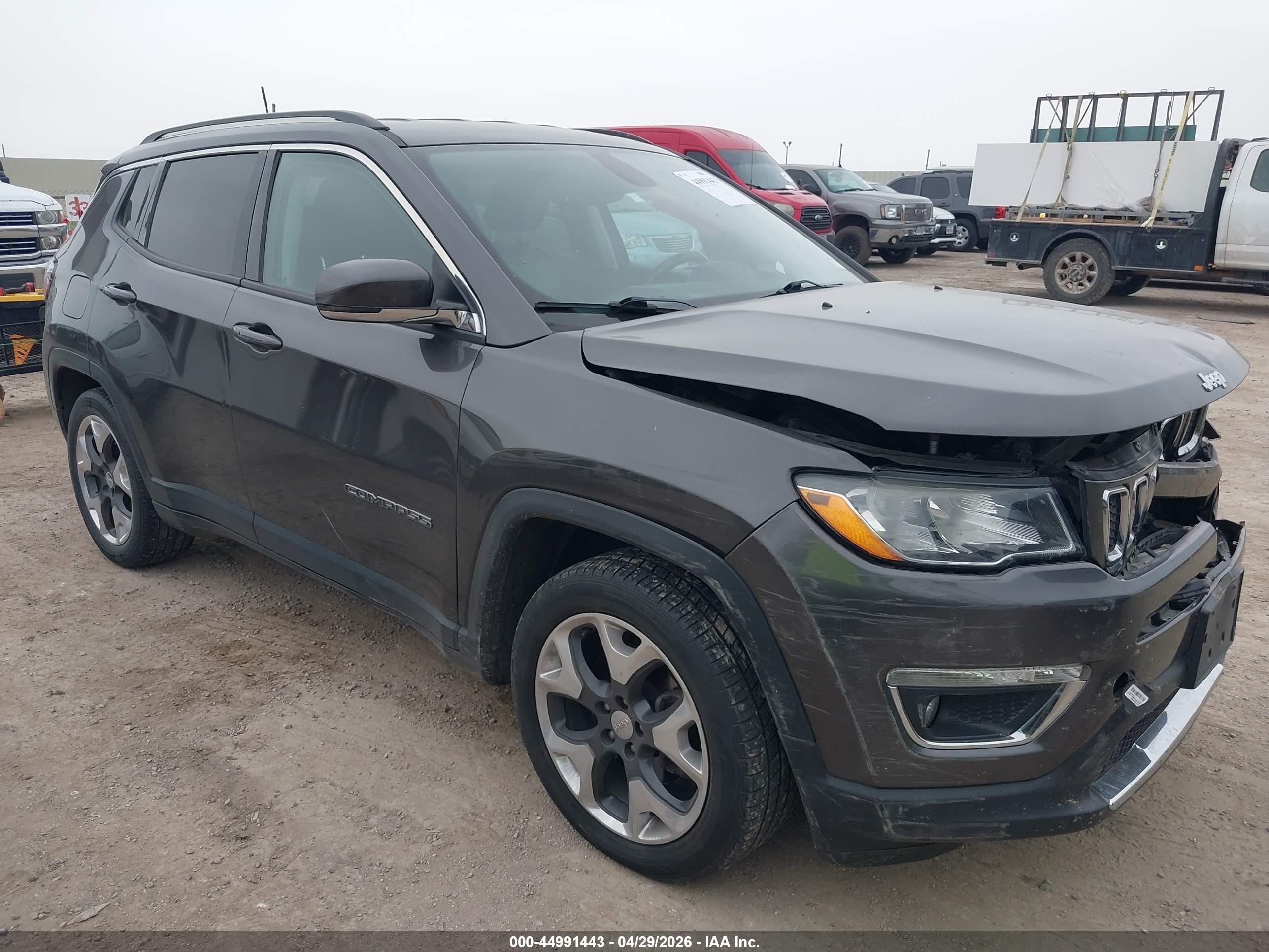 2019 Jeep Compass Limited Fwd Gray vin: 3C4NJCCBXKT772612