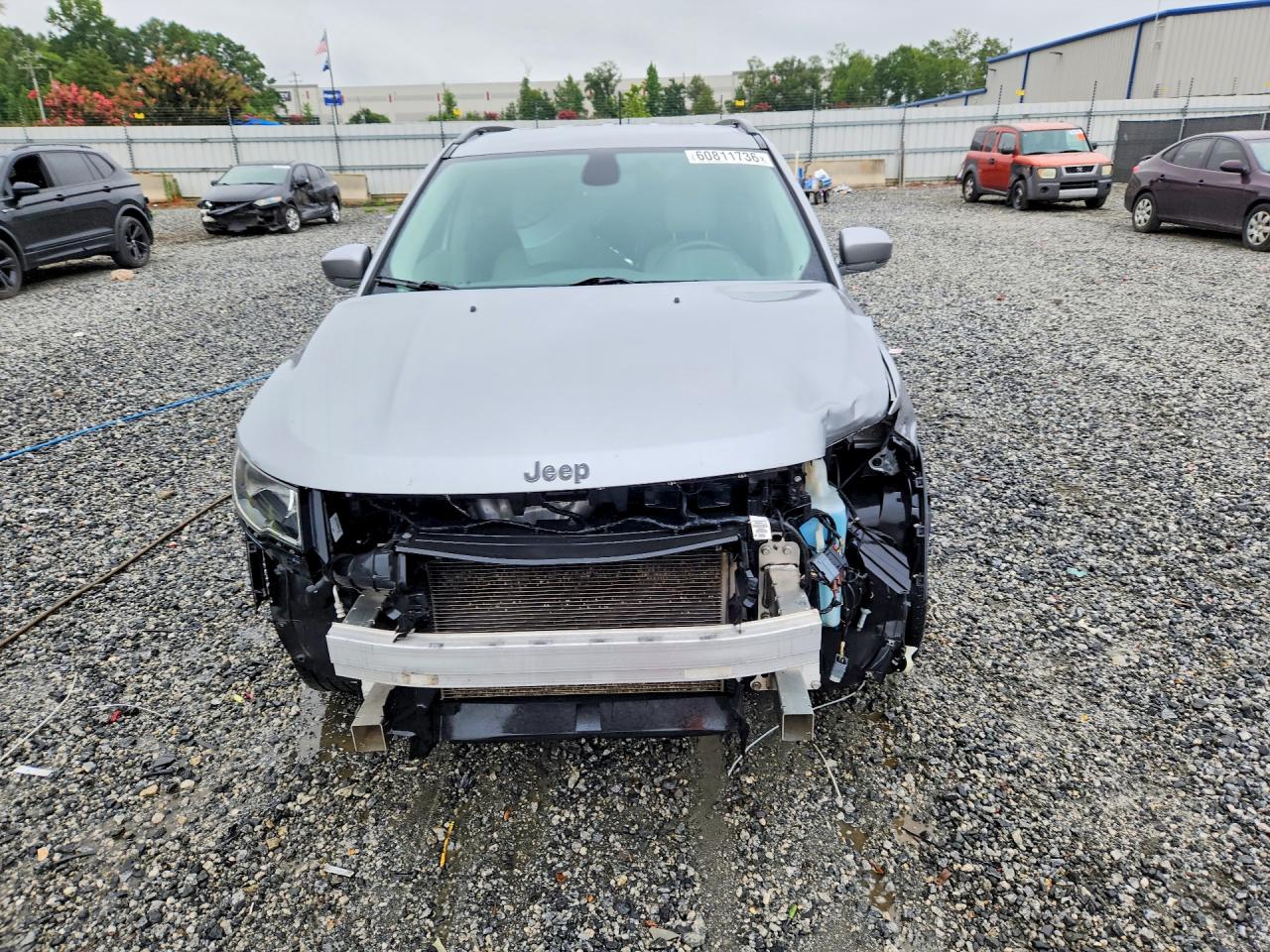 2019 Jeep Compass Limited Silver vin: 3C4NJCCBXKT793654