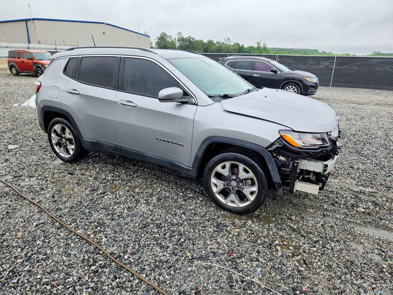 2019 Jeep Compass Limited Silver vin: 3C4NJCCBXKT793654