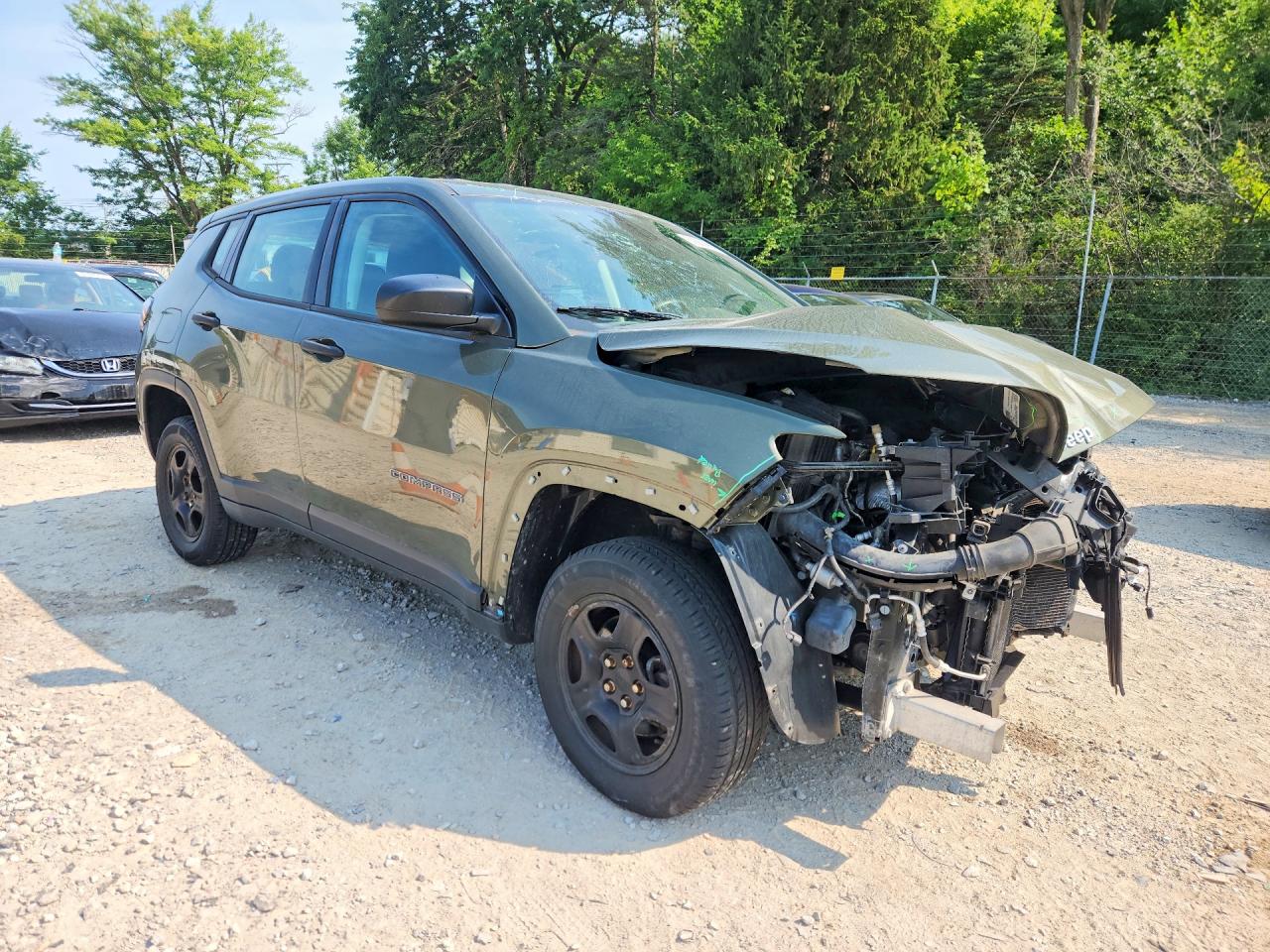 2018 Jeep Compass Sport Green vin: 3C4NJDAB0JT330834