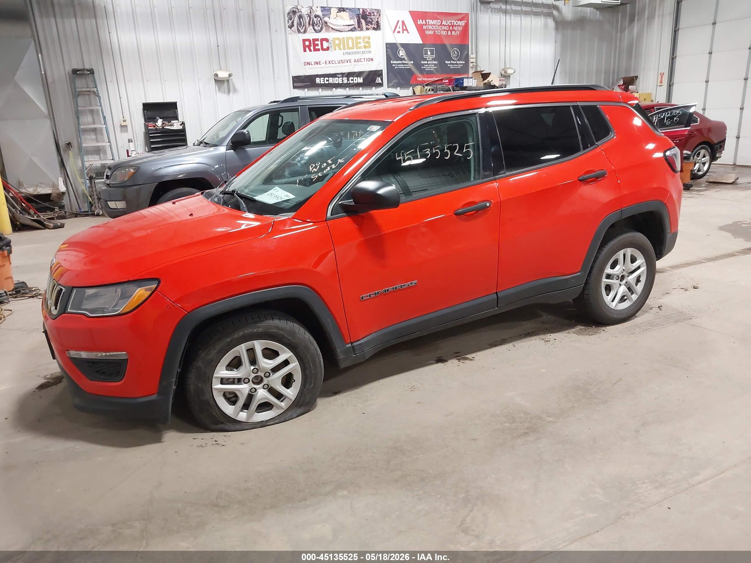 2021 Jeep Compass Sport 4x4 Оранжевый vin: 3C4NJDAB1MT504284