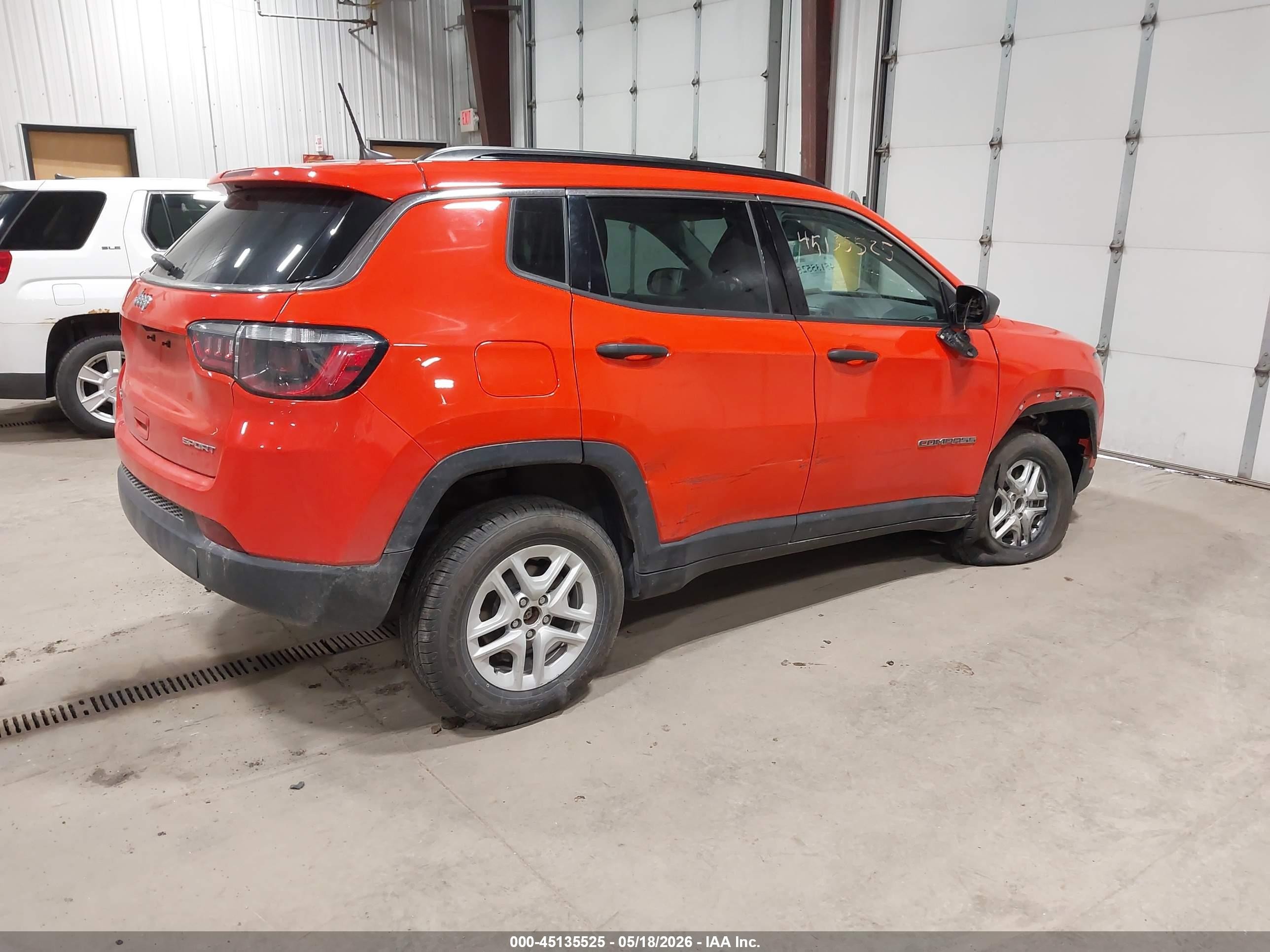 2021 Jeep Compass Sport 4x4 Оранжевый vin: 3C4NJDAB1MT504284