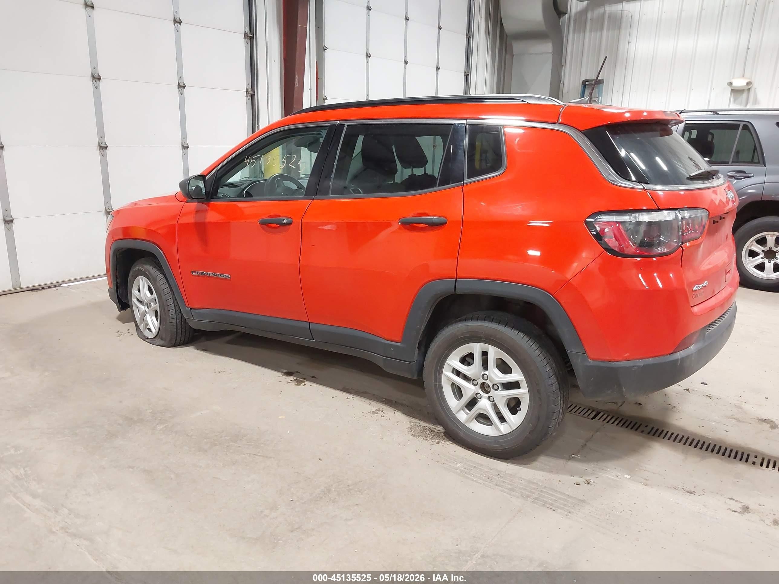 2021 Jeep Compass Sport 4x4 Оранжевый vin: 3C4NJDAB1MT504284