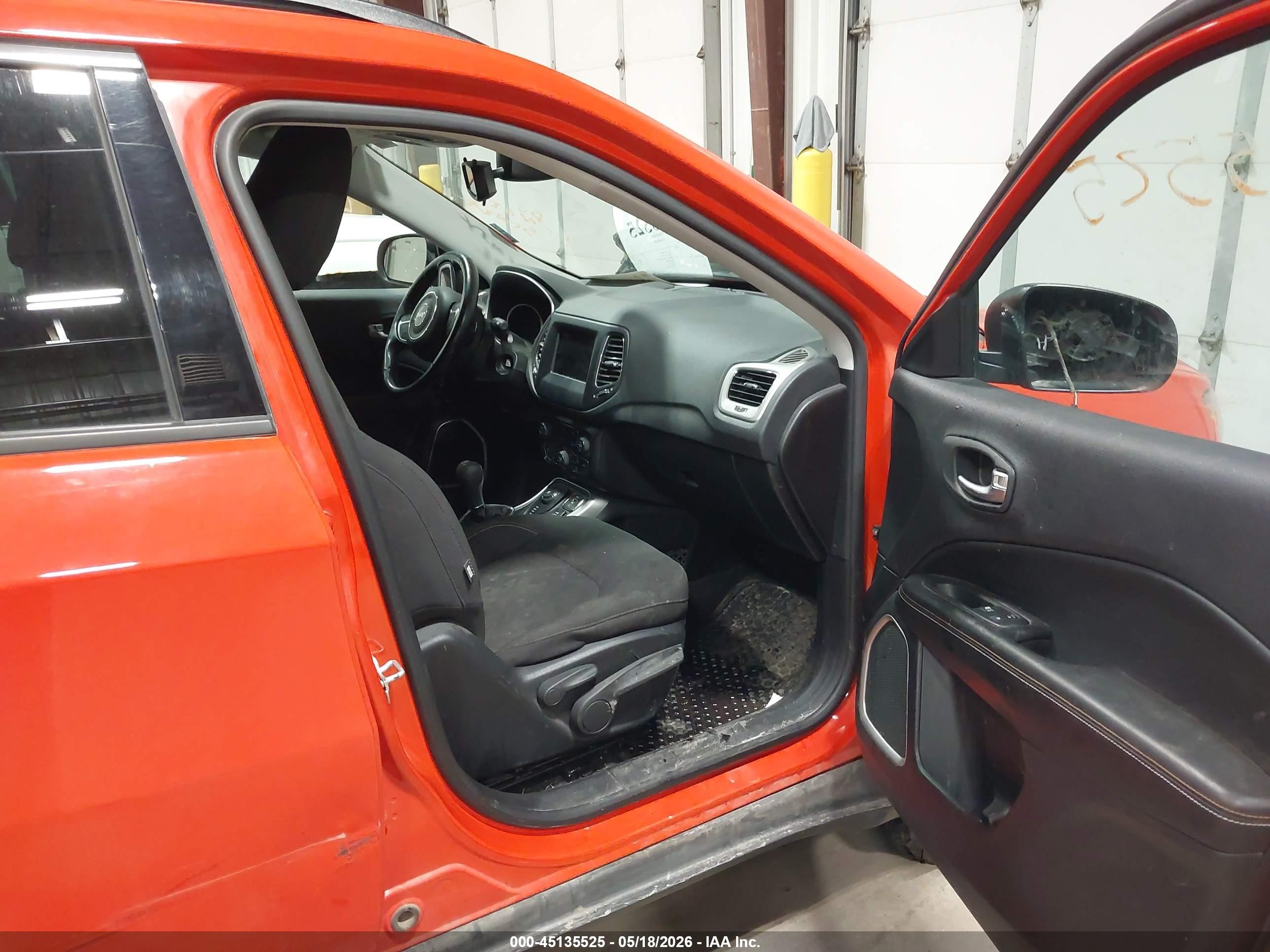 2021 Jeep Compass Sport 4x4 Оранжевый vin: 3C4NJDAB1MT504284