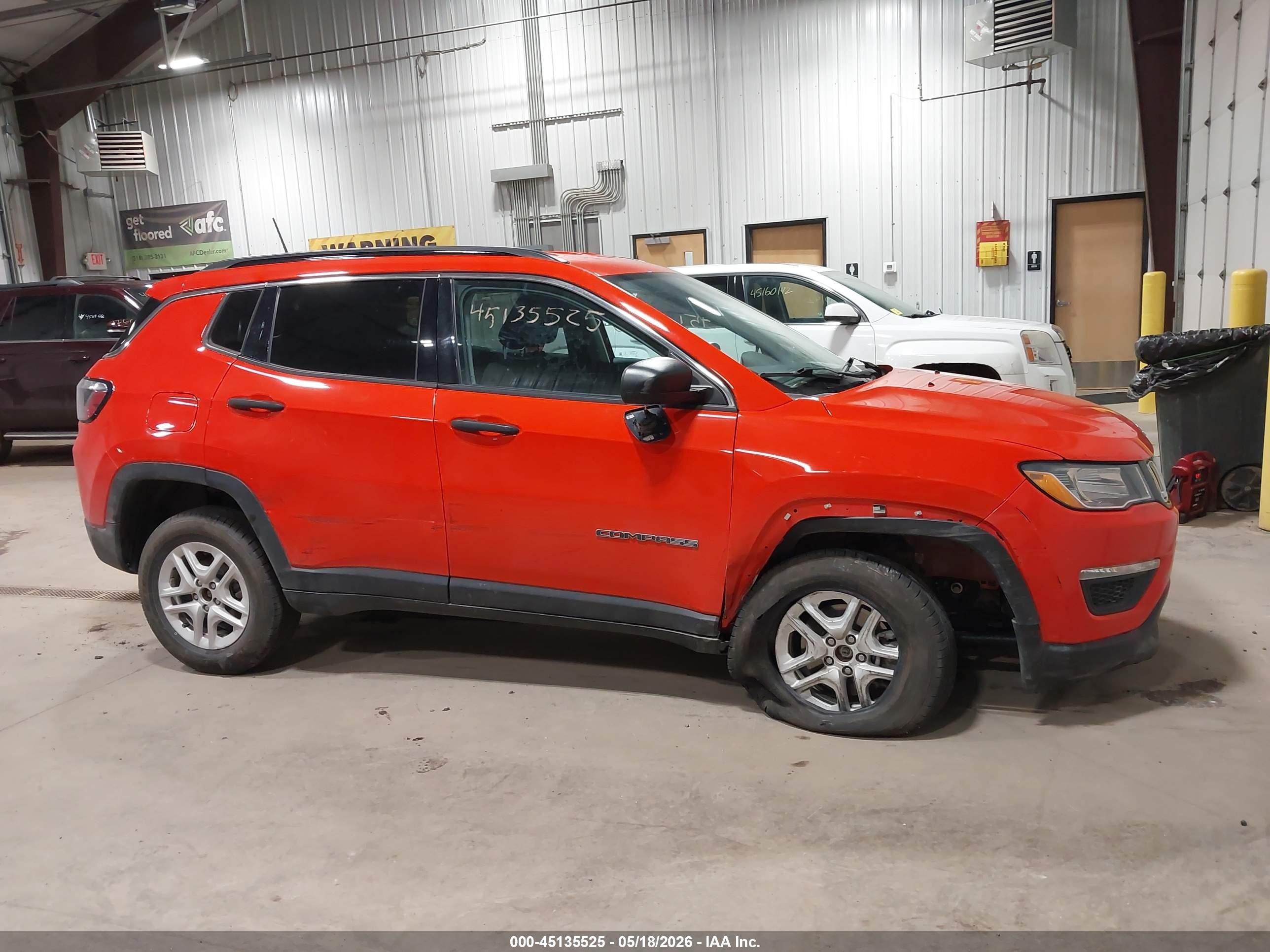 2021 Jeep Compass Sport 4x4 Оранжевый vin: 3C4NJDAB1MT504284