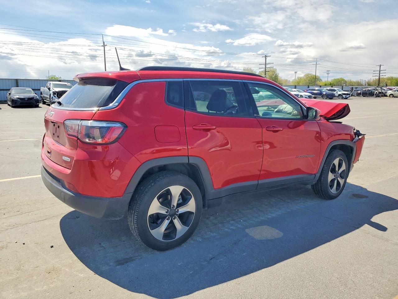 2018 Jeep Compass Latitude Red vin: 3C4NJDBB0JT320514