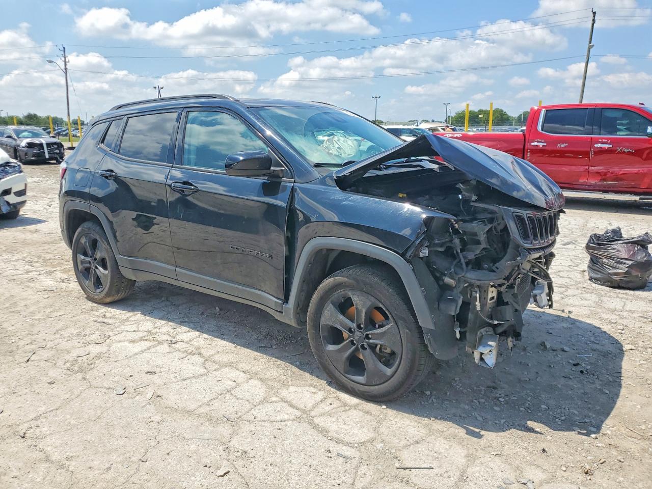 2018 Jeep Compass Latitude Black vin: 3C4NJDBB0JT395522