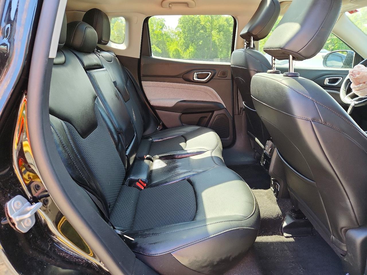 2022 Jeep Compass Latitude Black vin: 3C4NJDBB0NT125079