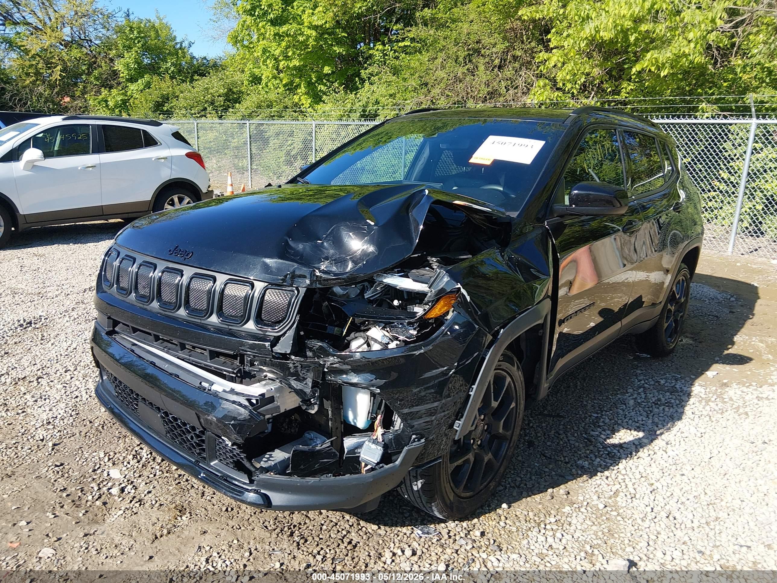 2022 Jeep Compass Altitude 4x4 Black vin: 3C4NJDBB0NT224081