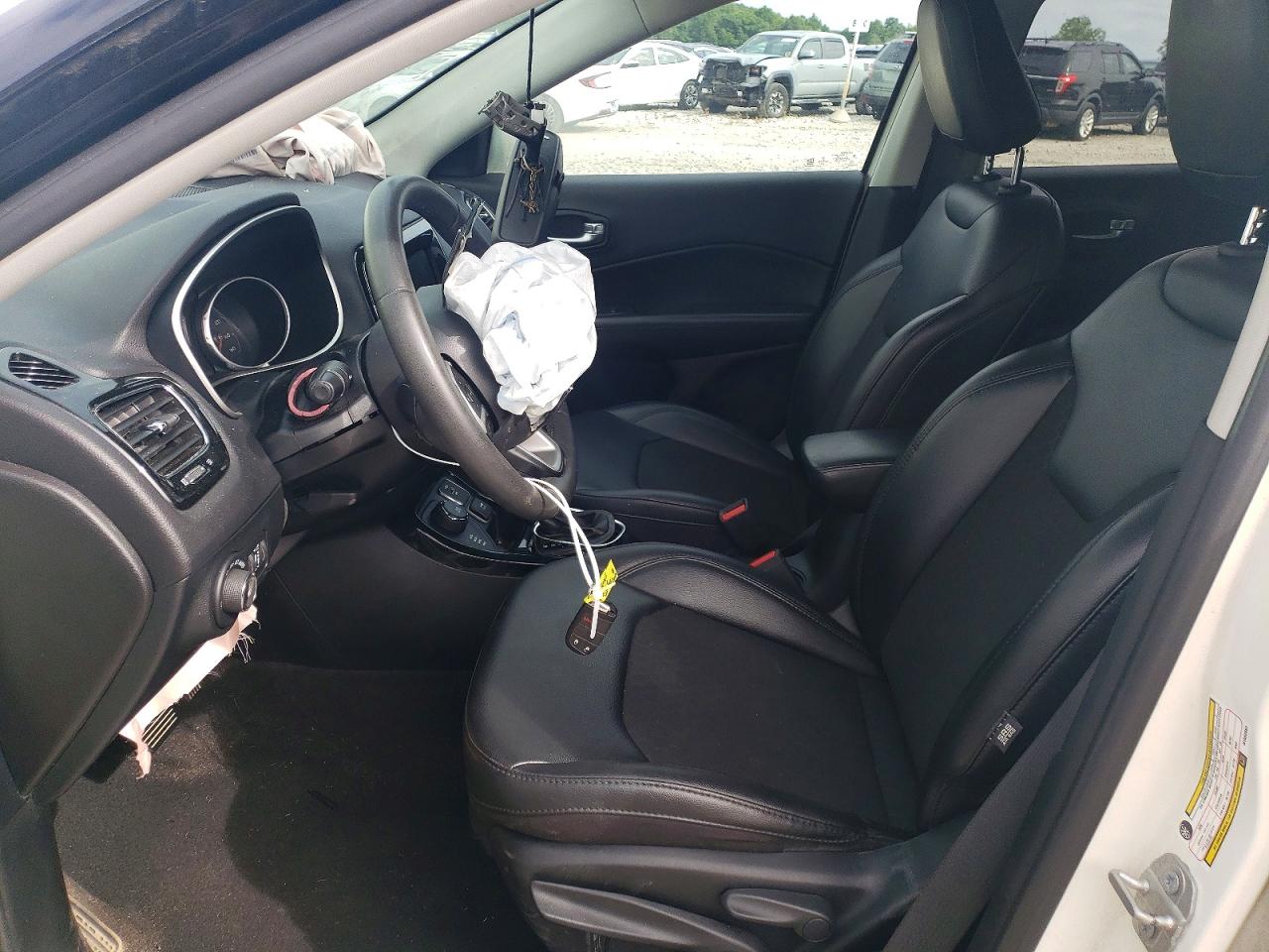2021 Jeep Compass Latitude White vin: 3C4NJDBB1MT552091