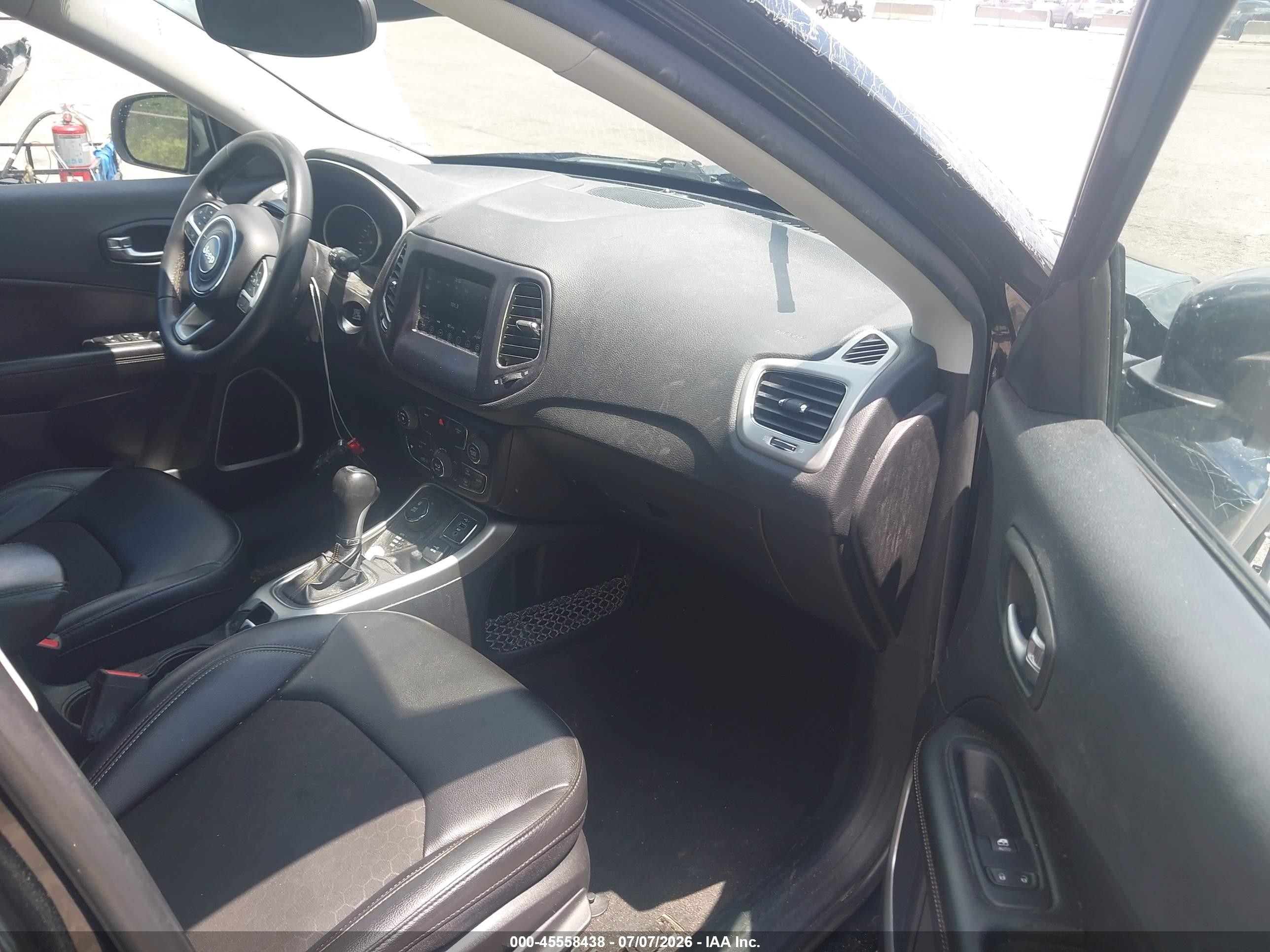 2021 Jeep Compass Latitude 4x4 Black vin: 3C4NJDBB1MT584555