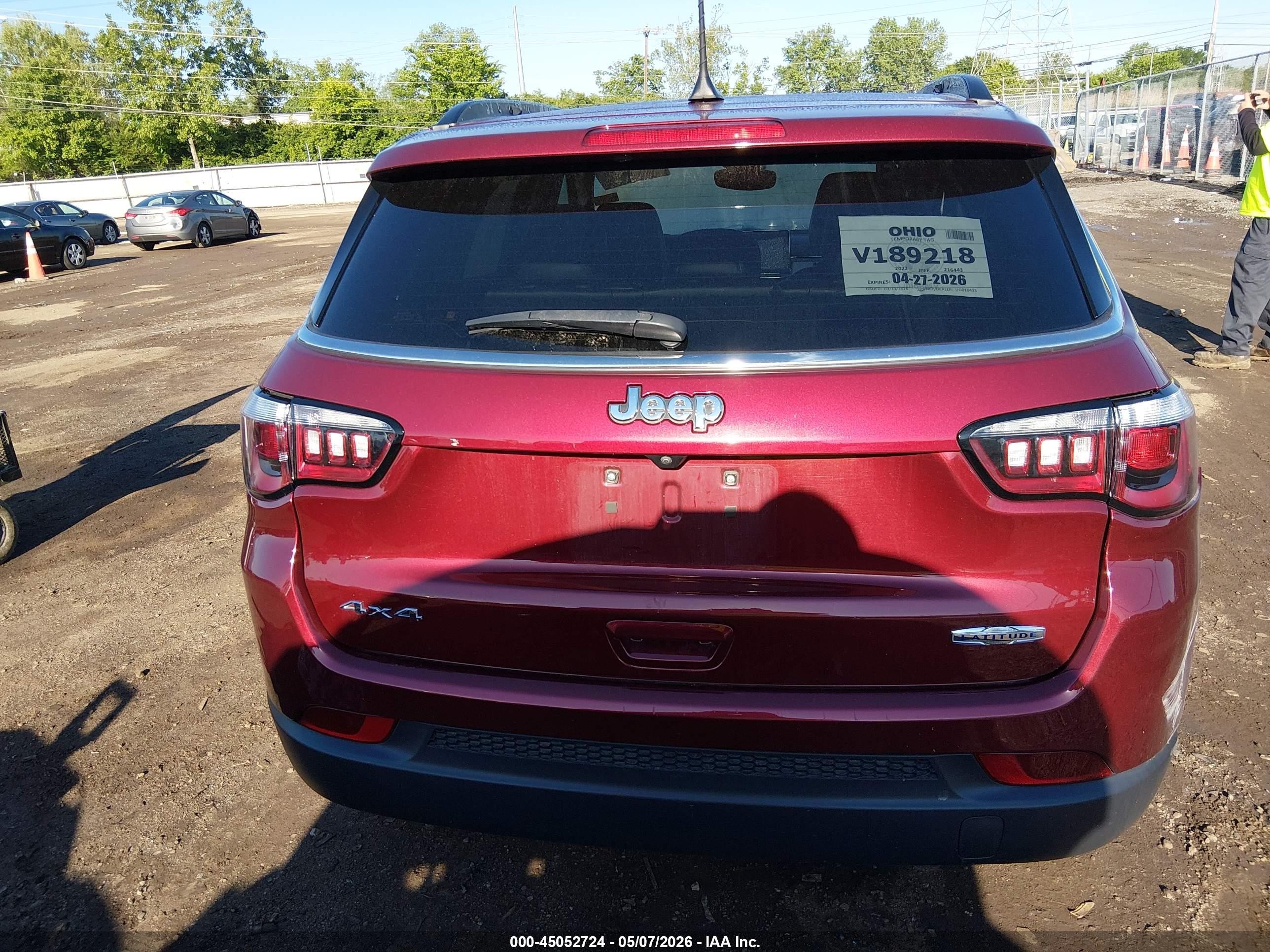 2022 Jeep Compass Latitude 4x4 Maroon vin: 3C4NJDBB1NT216443