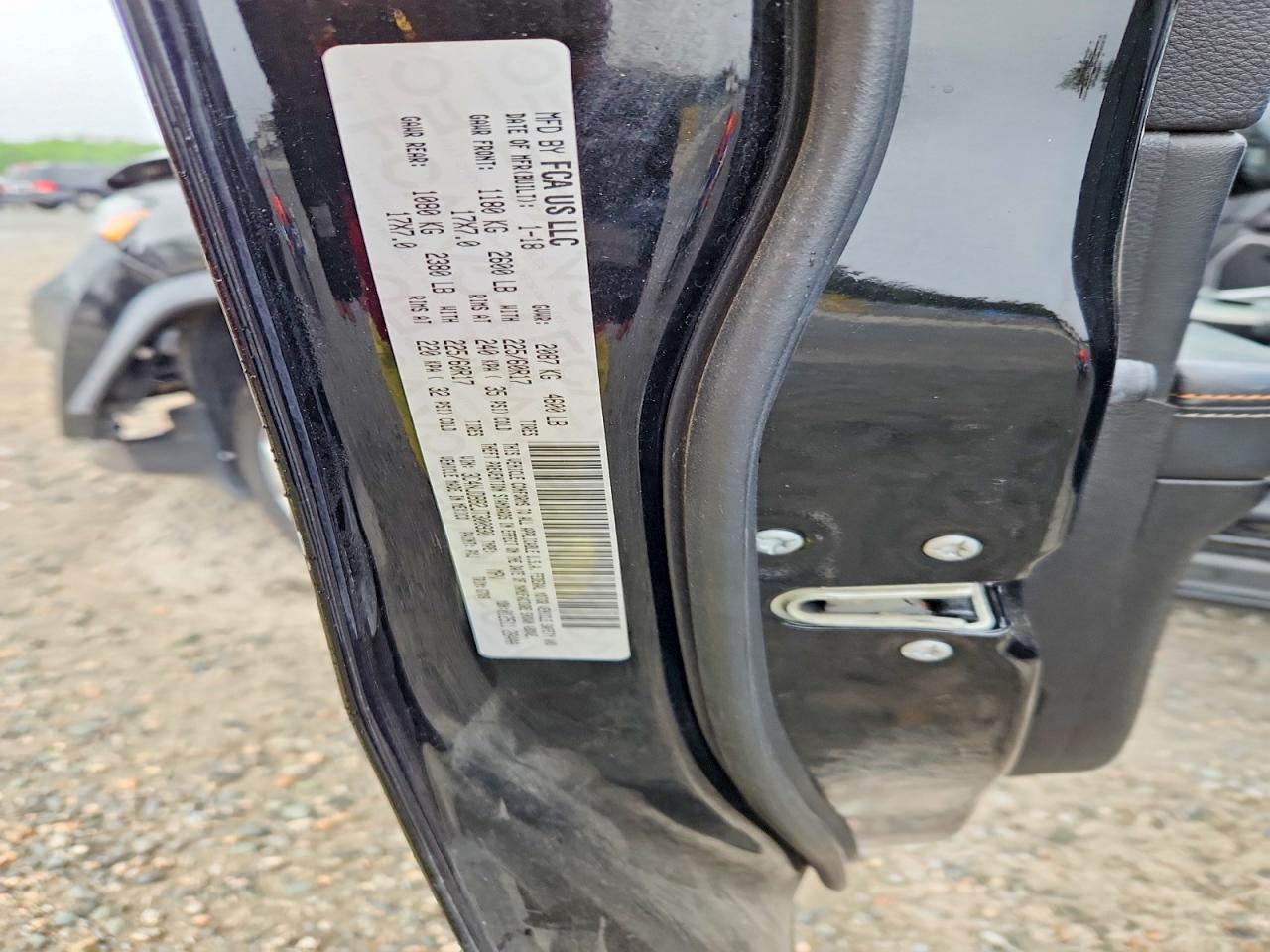 2018 Jeep Compass Black vin: 3C4NJDBB2JT300930