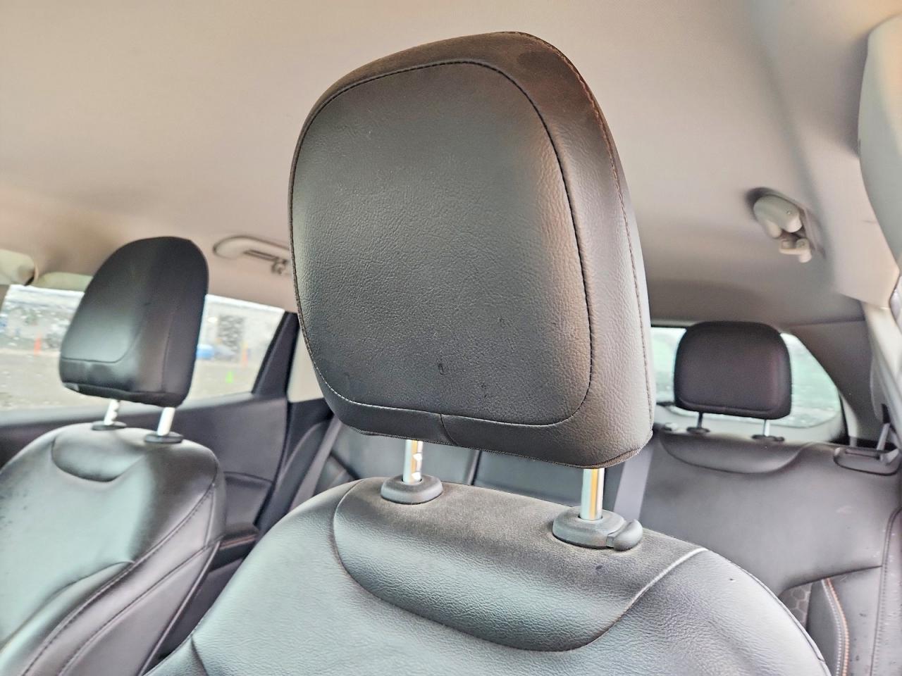 2018 Jeep Compass Black vin: 3C4NJDBB2JT300930