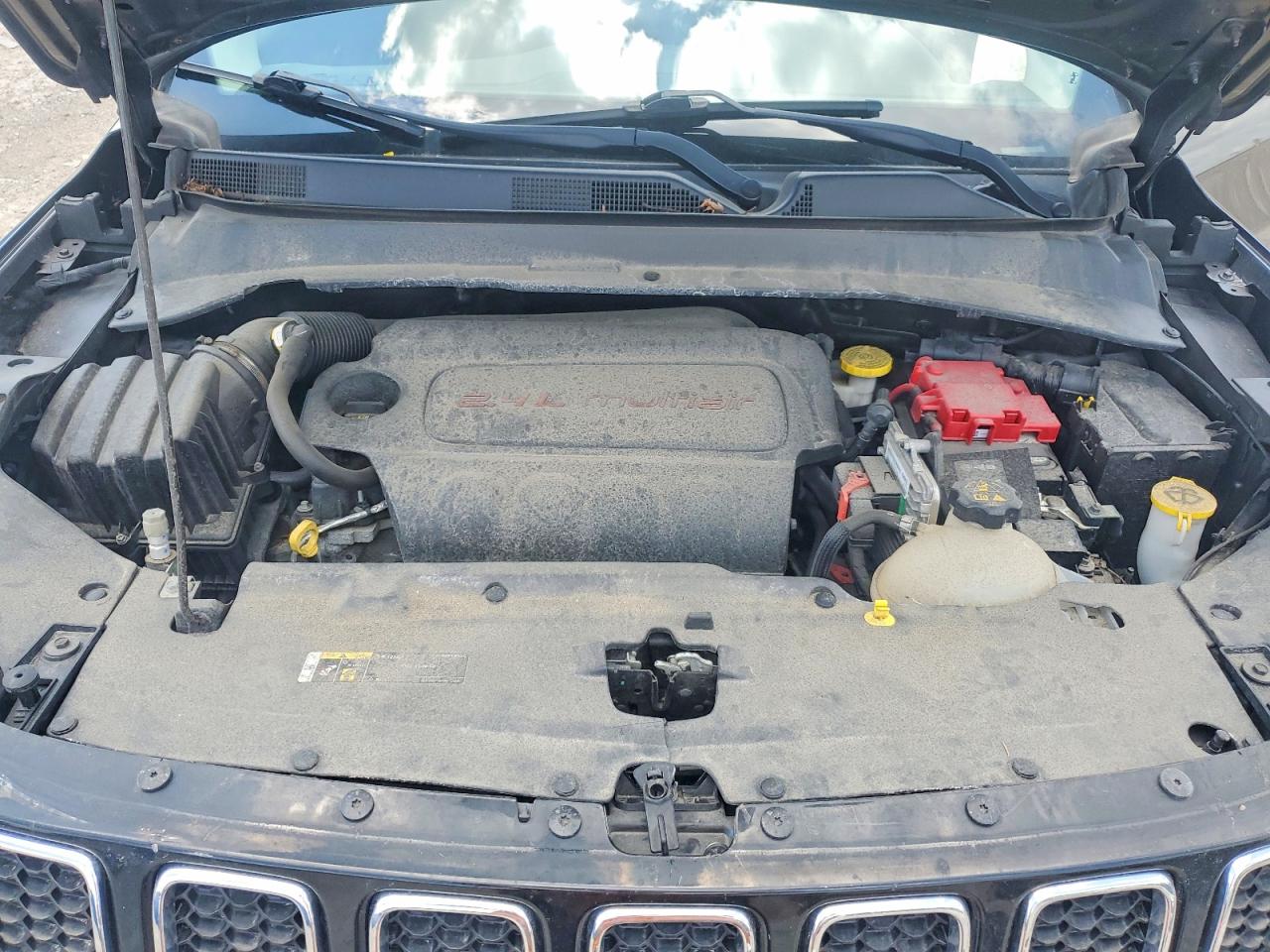 2021 Jeep Compass Latitude Gray vin: 3C4NJDBB2MT510528