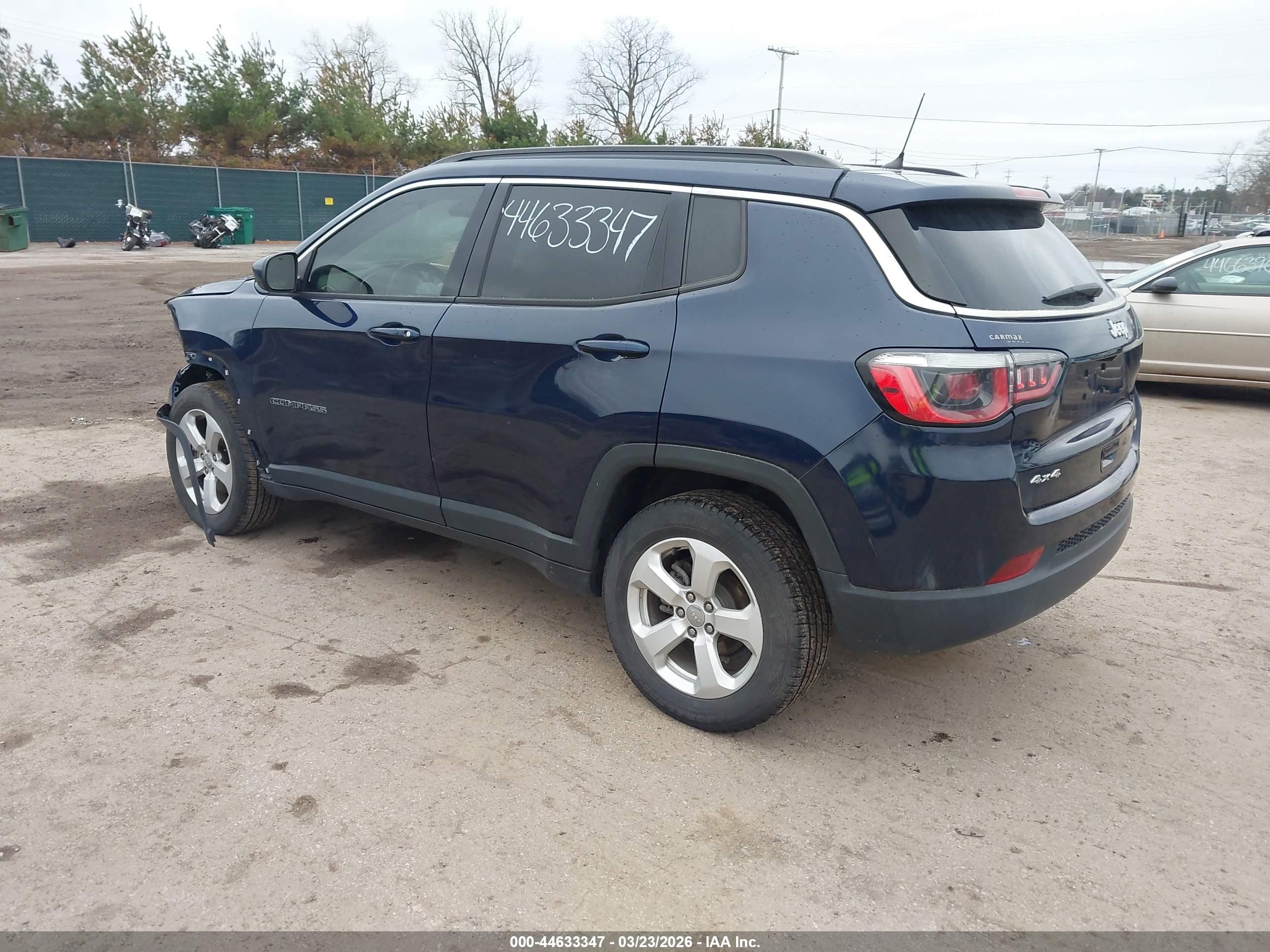 2018 Jeep Compass Latitude 4x4 Dark Blue vin: 3C4NJDBB3JT265041