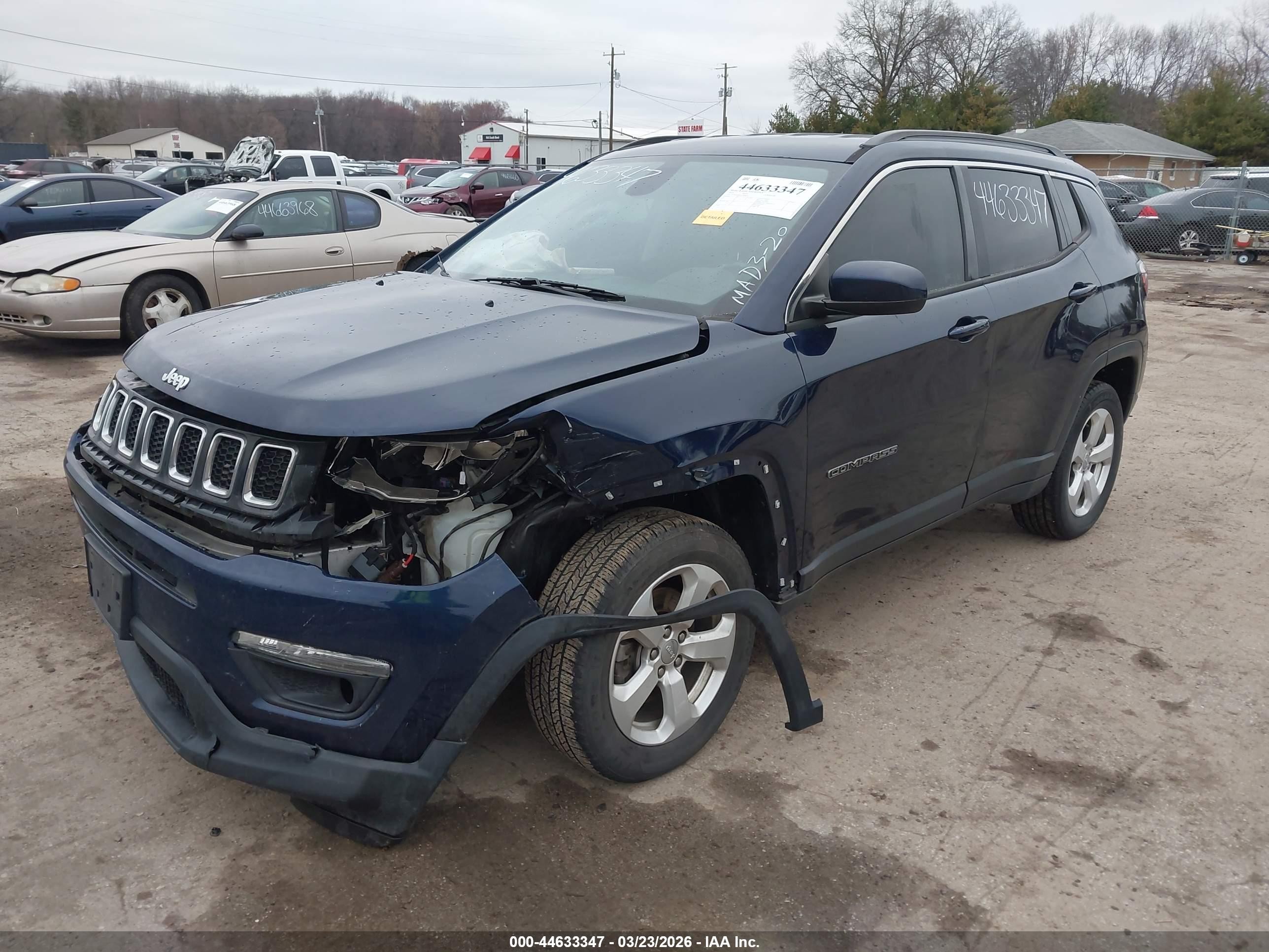 2018 Jeep Compass Latitude 4x4 Dark Blue vin: 3C4NJDBB3JT265041
