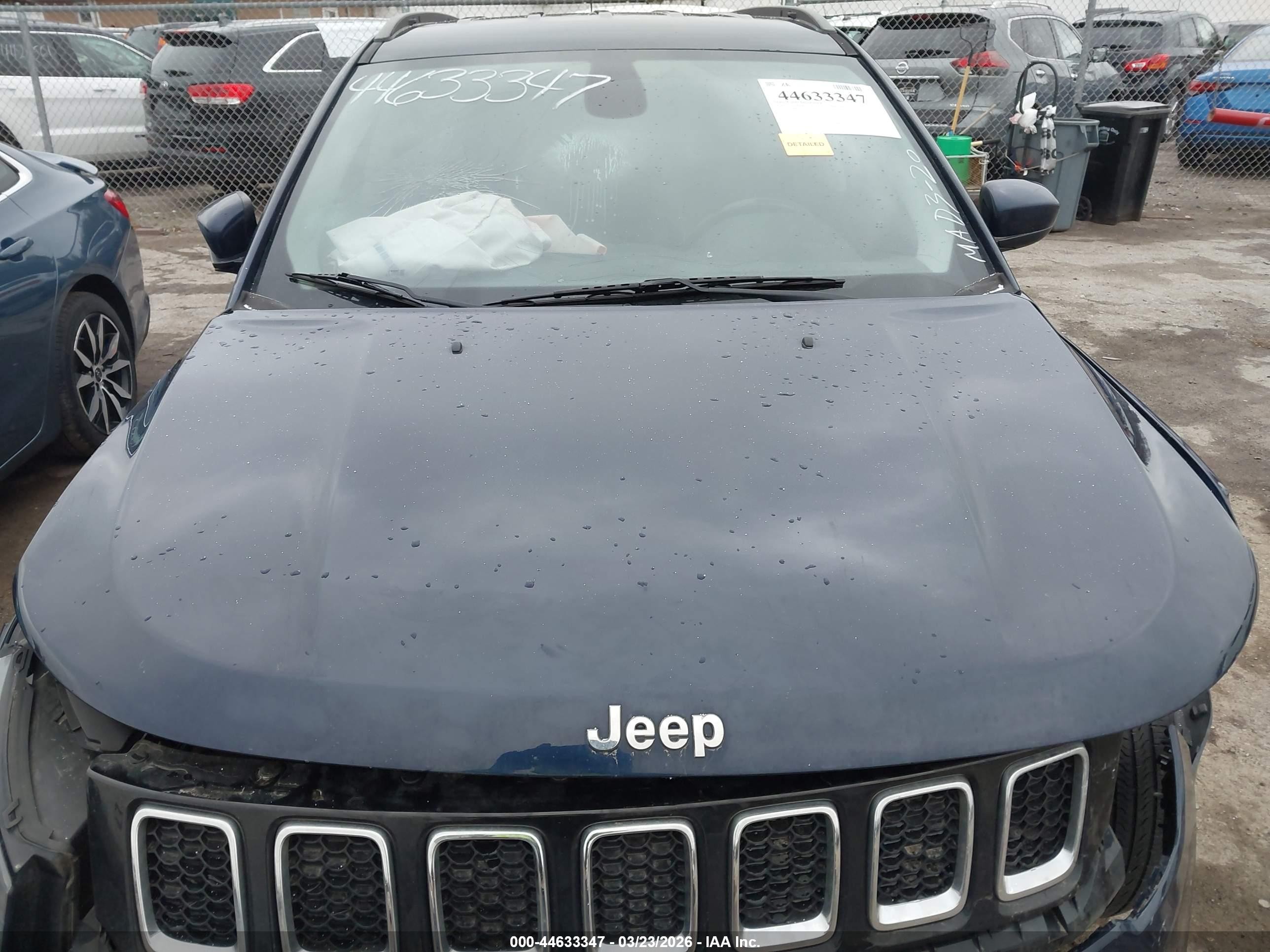 2018 Jeep Compass Latitude 4x4 Dark Blue vin: 3C4NJDBB3JT265041
