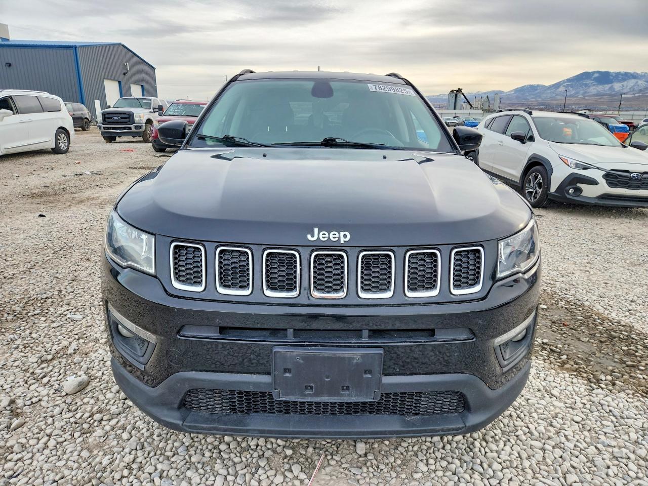 2018 Jeep Compass Latitude Black vin: 3C4NJDBB3JT403712