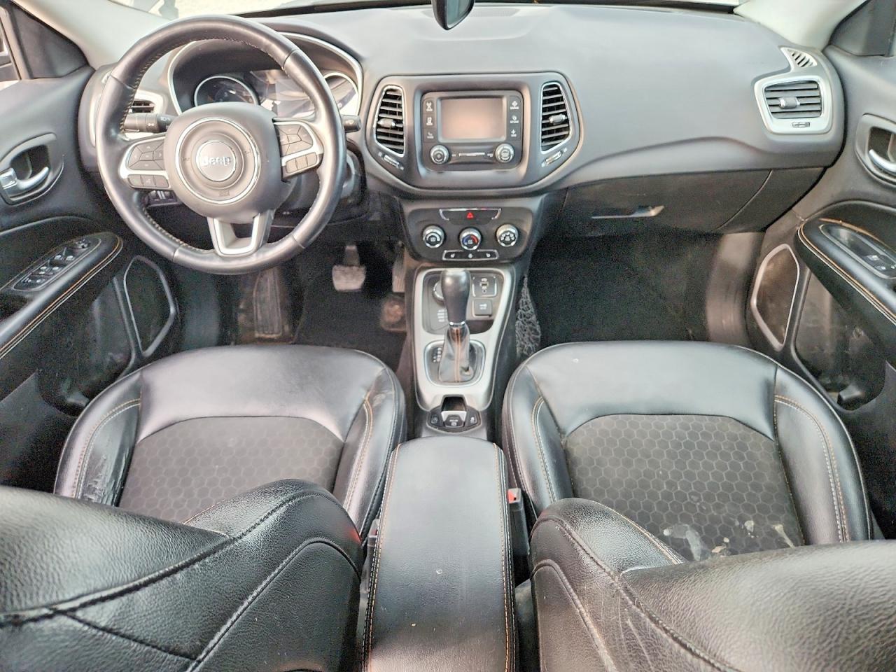 2018 Jeep Compass Latitude Black vin: 3C4NJDBB3JT403712