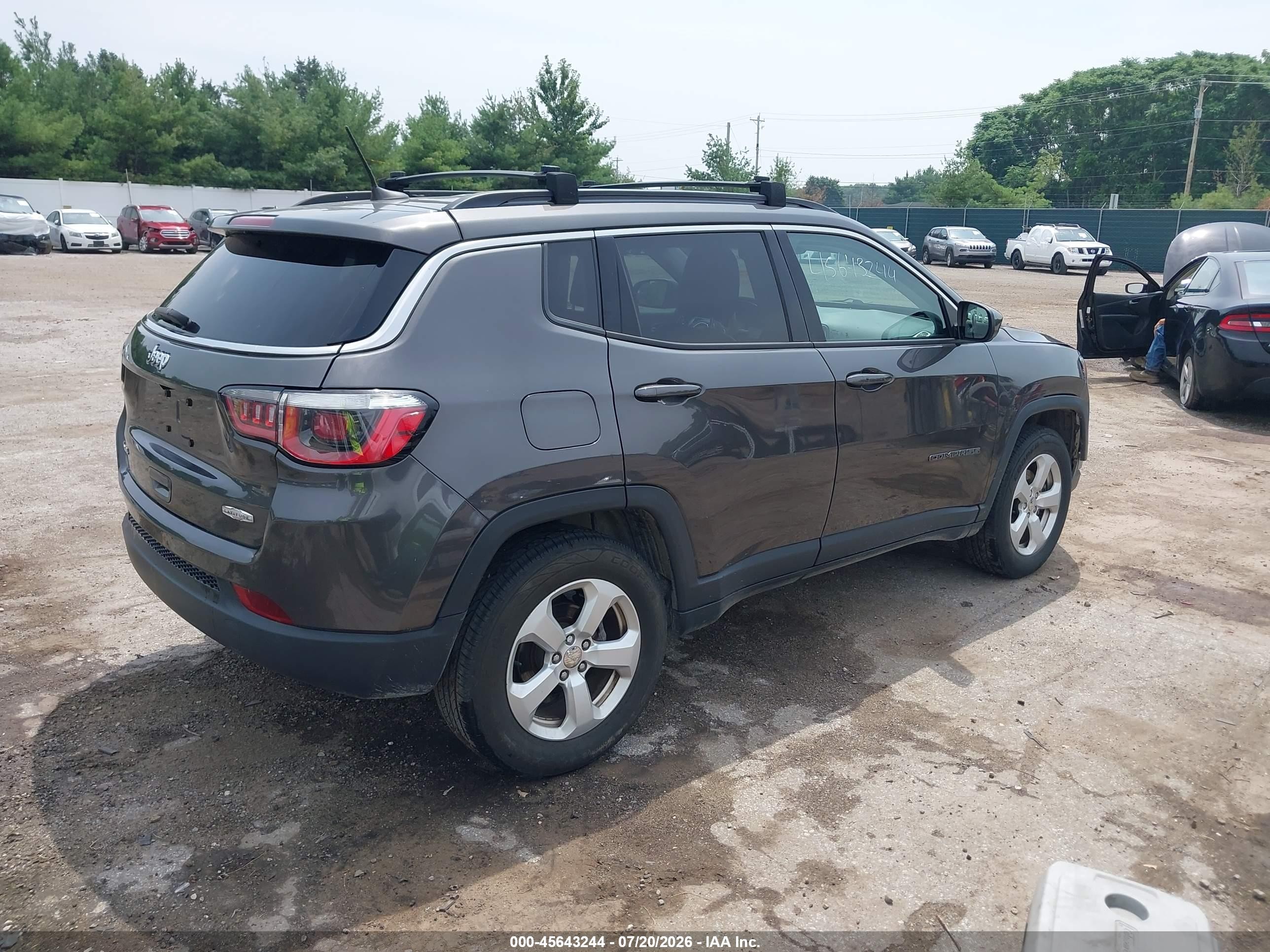 2017 Jeep Compass Latitude Gray vin: 3C4NJDBB4HT650750