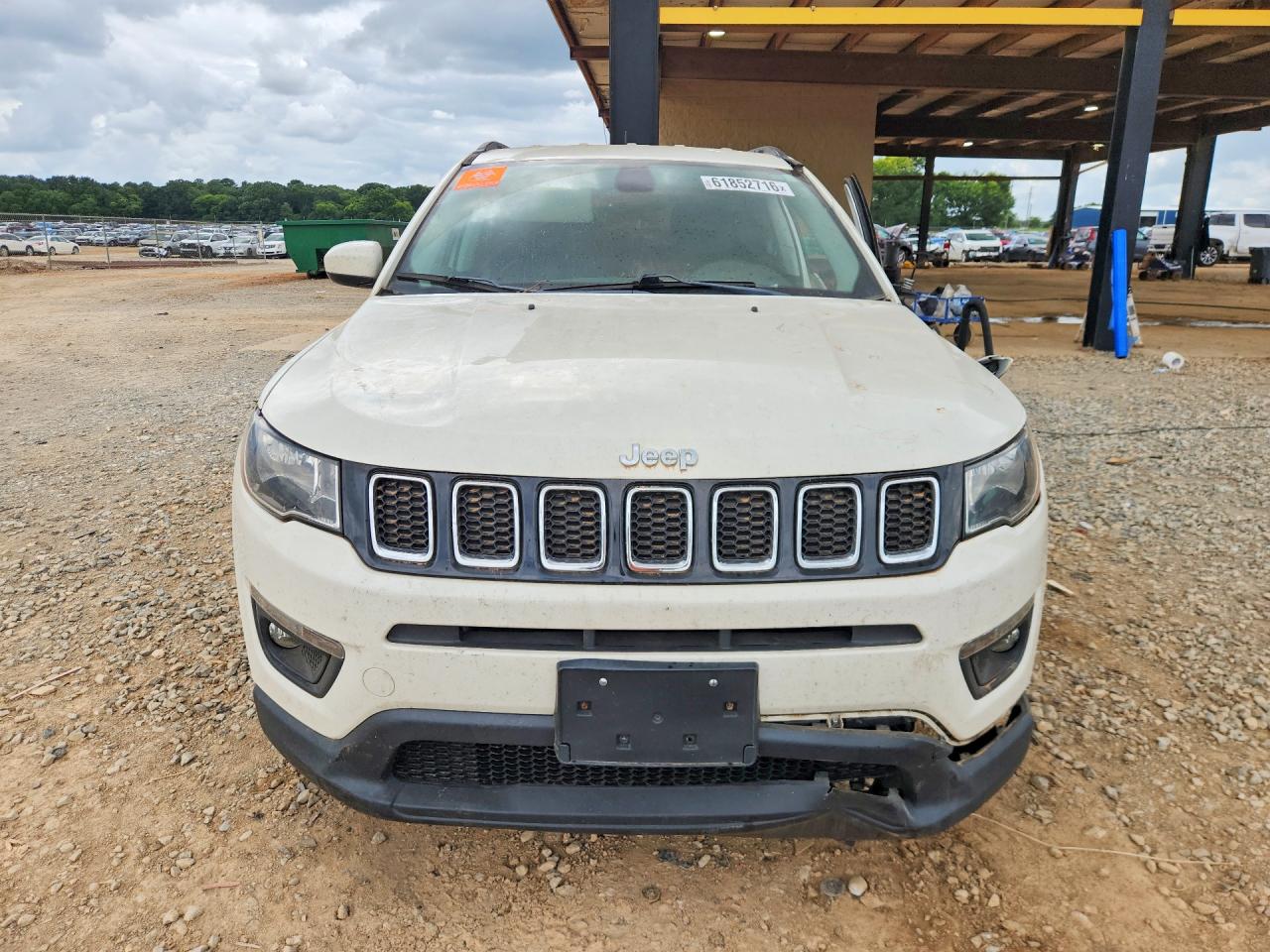 2018 Jeep Compass Latitude White vin: 3C4NJDBB4JT207214